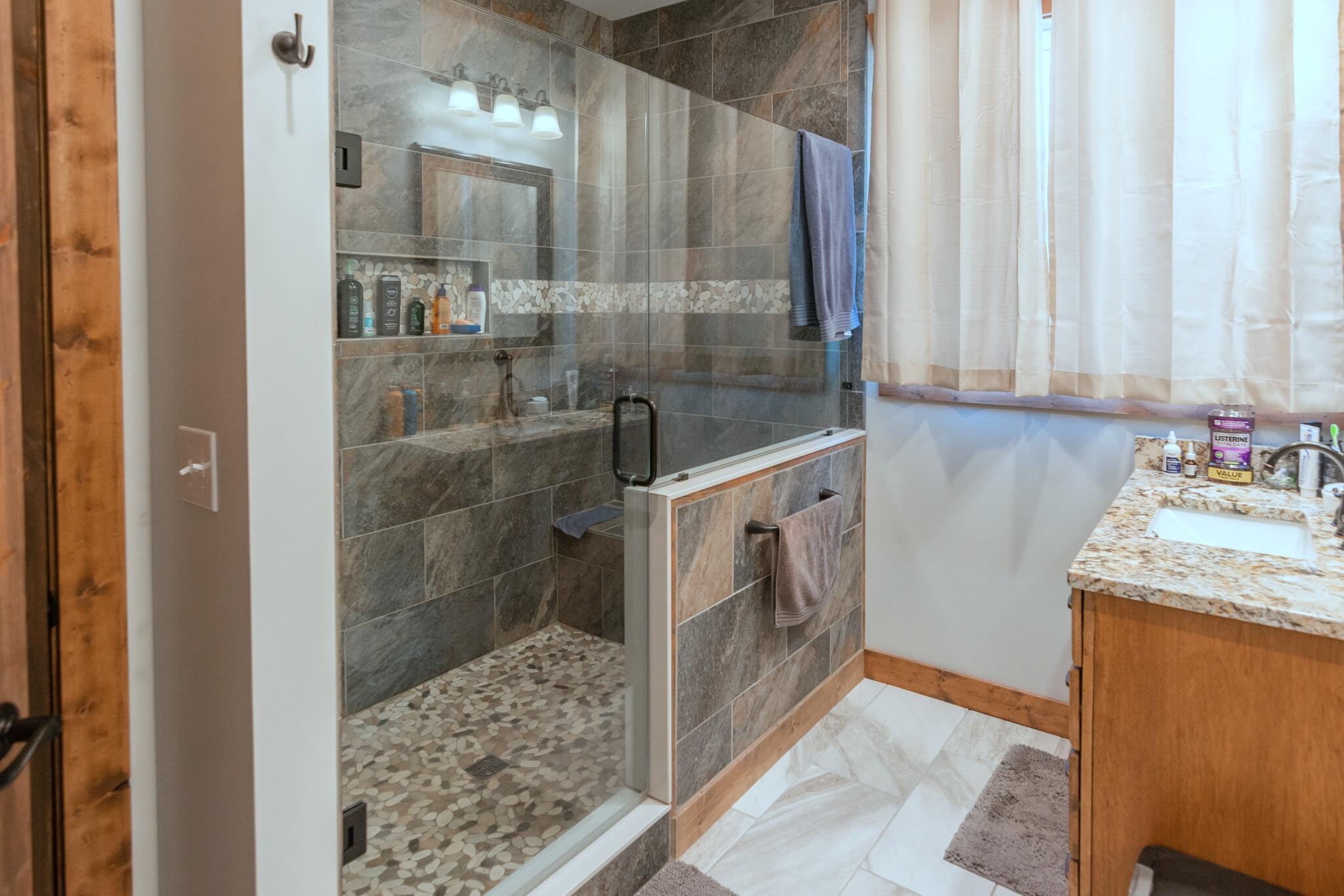 Graysville, Tennessee, 37338, United States, 3 Bedrooms Bedrooms, ,3 BathroomsBathrooms,Residential,For Sale,1995165