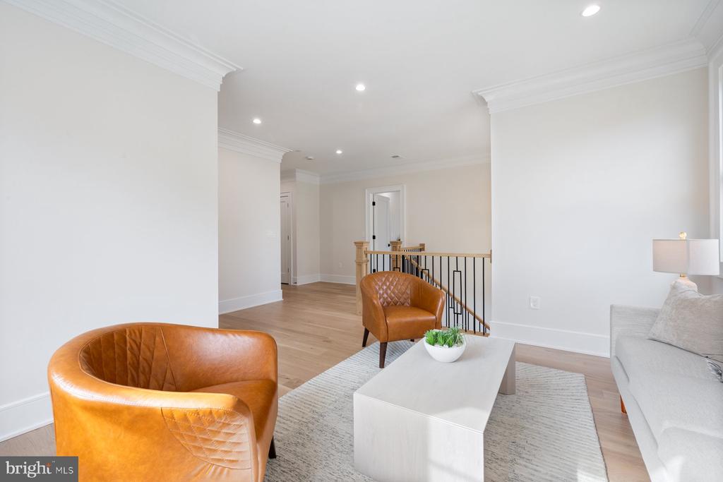 Chevy Chase, Maryland, 20815, United States, 6 Bedrooms Bedrooms, ,7 BathroomsBathrooms,Residential,For Sale,1976530