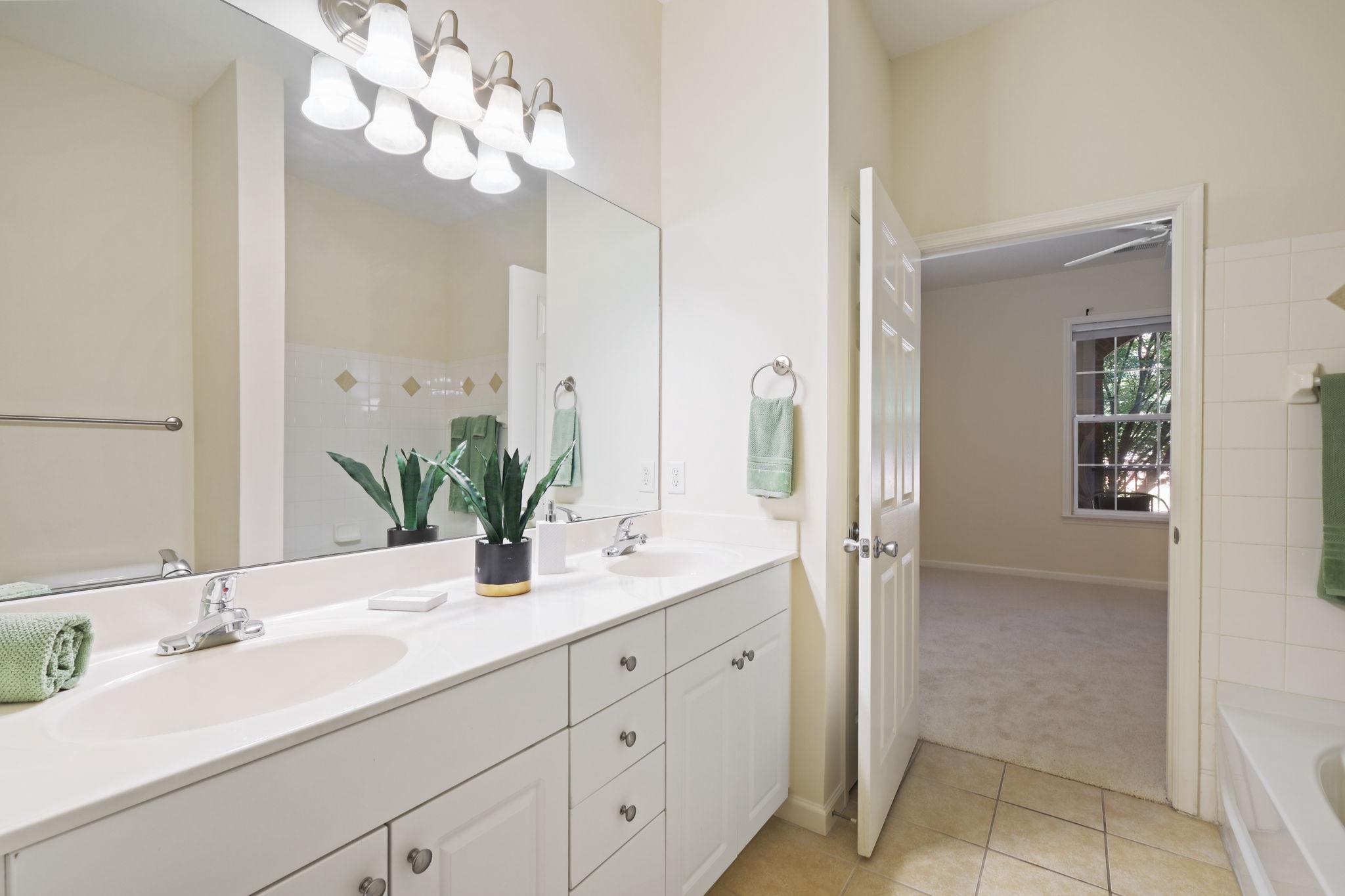  7 Booth Street, Gaithersburg, MD, 20878 - 物件實景
