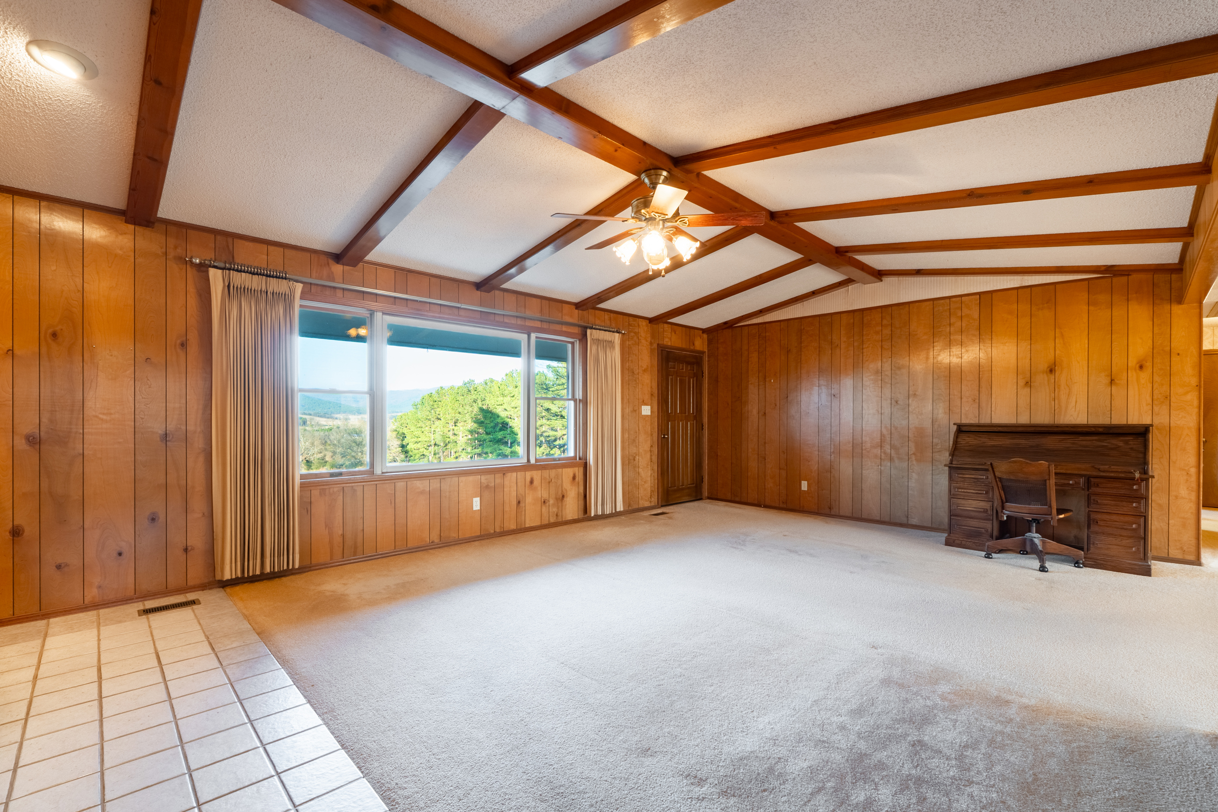 Clarksville, Arkansas, 72830, United States, 3 Bedrooms Bedrooms, ,3 BathroomsBathrooms,Residential,For Sale,2010722