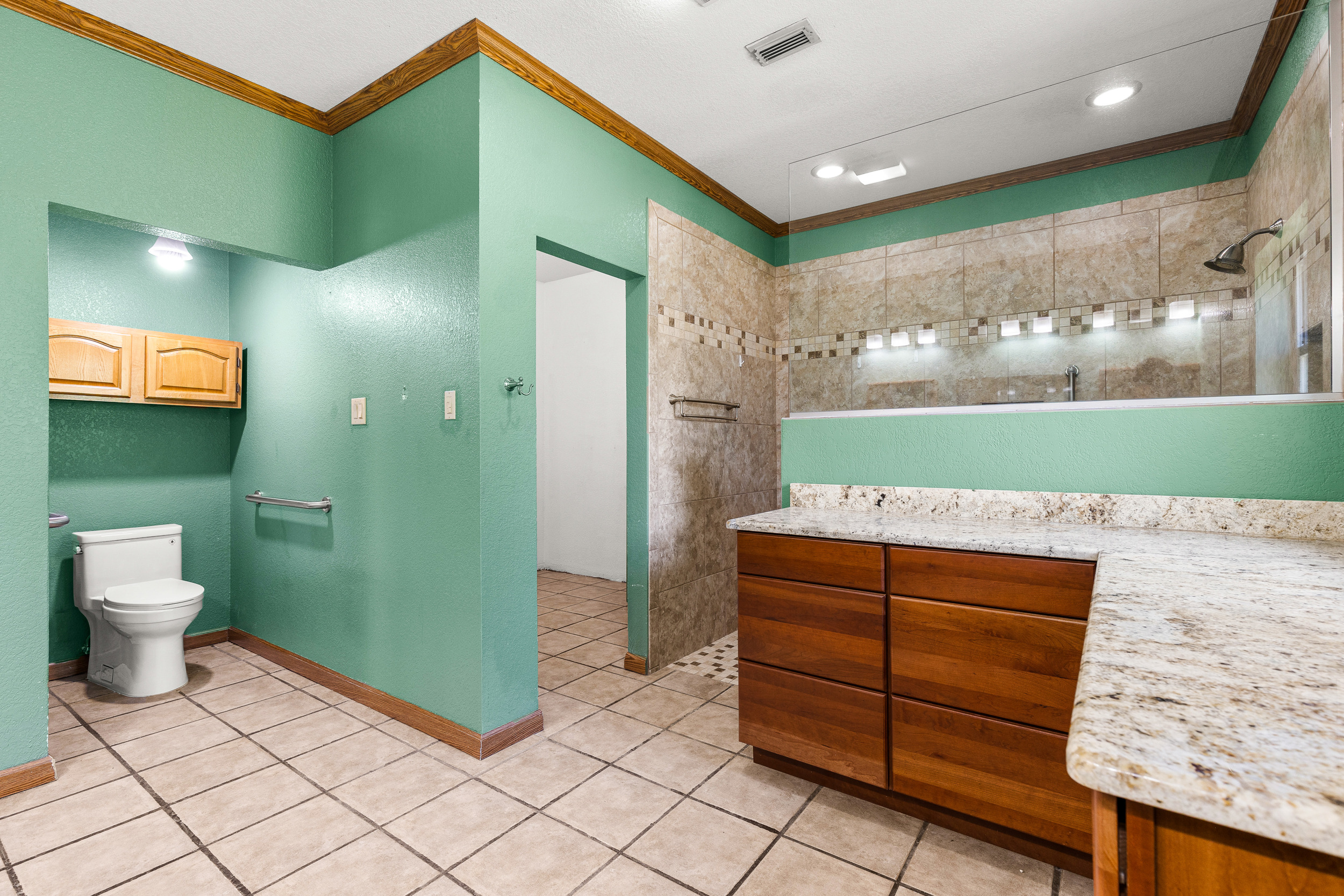 Adkins, Texas, 78101, United States, 4 Bedrooms Bedrooms, ,2 BathroomsBathrooms,Residential,For Sale,1979790