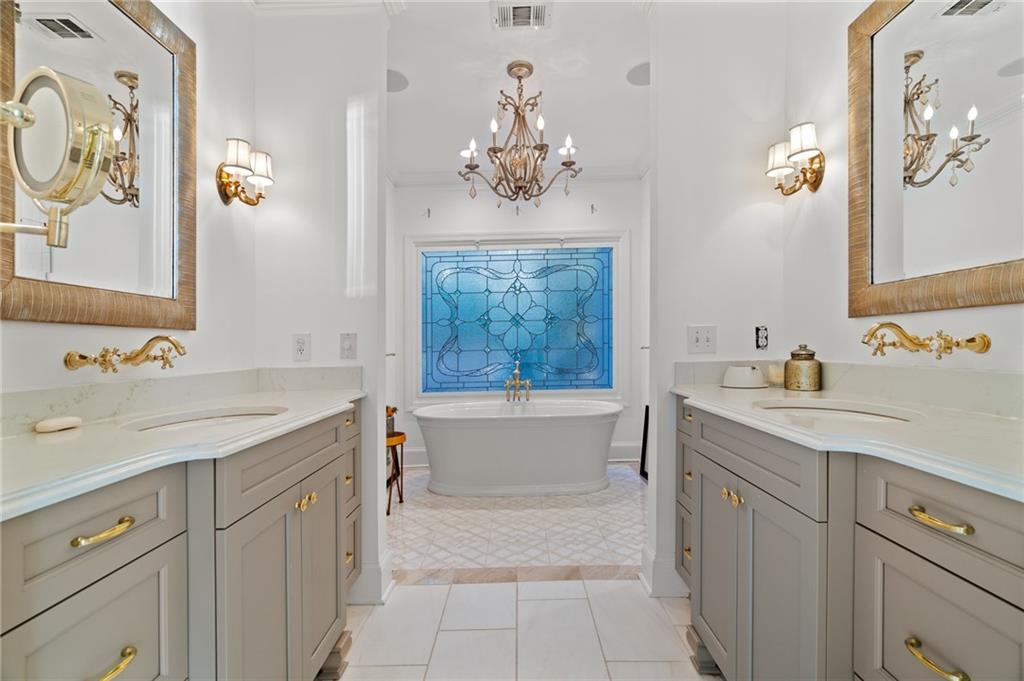 Big Canoe, Georgia, 30143, United States, 5 Bedrooms Bedrooms, ,6 BathroomsBathrooms,Residential,For Sale,1996415