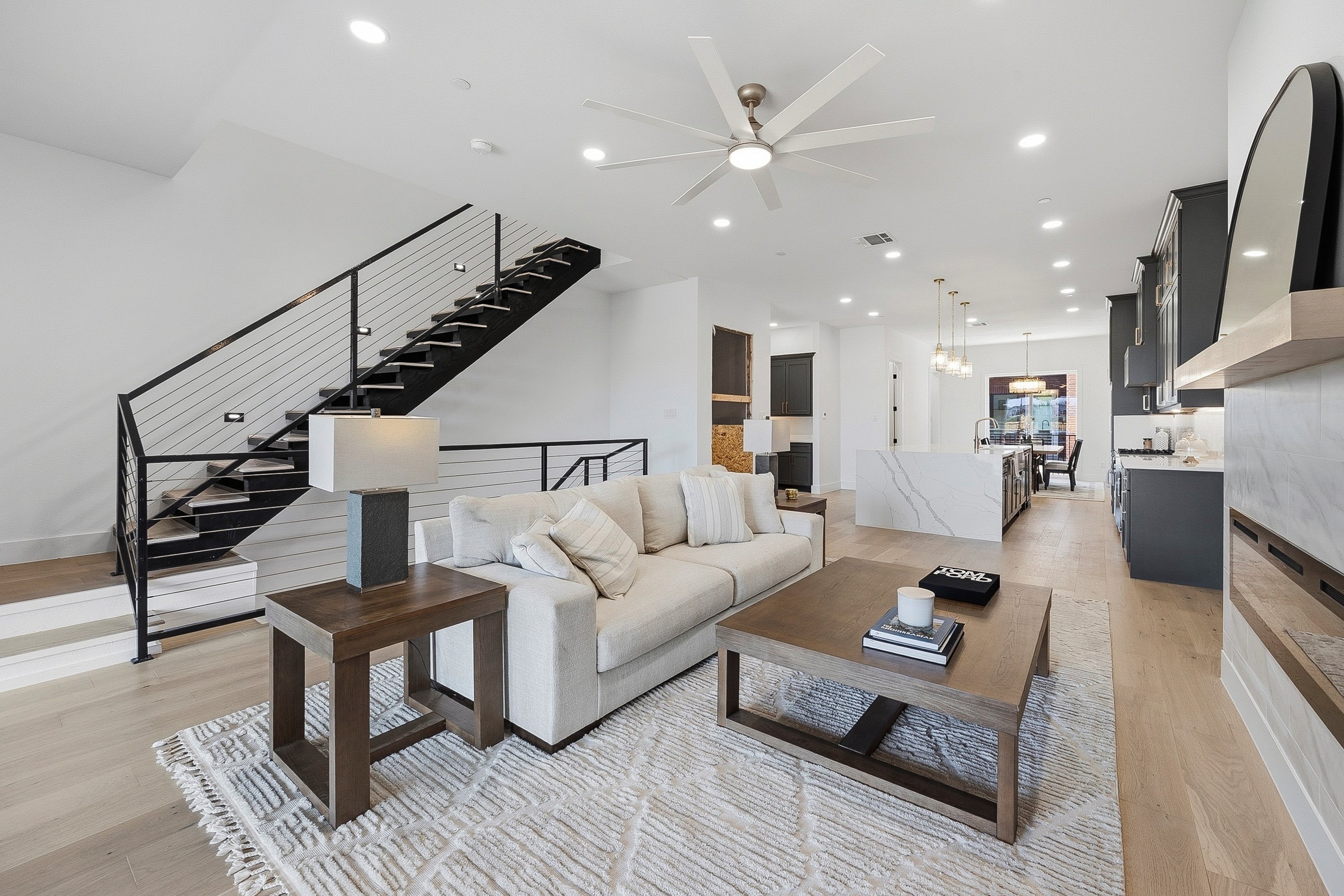  408 Vista Buena Trail, Fort Worth, TX, 76111 - 物件實景