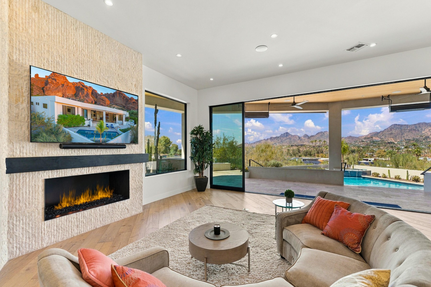  5724 N ECHO CANYON DR¦Phoenix, AZ - 物件實景