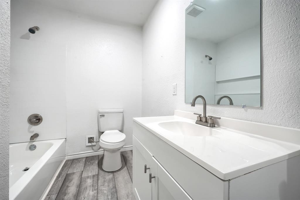 Point, Texas, 75472, United States, ,Residential,For Sale,1939080