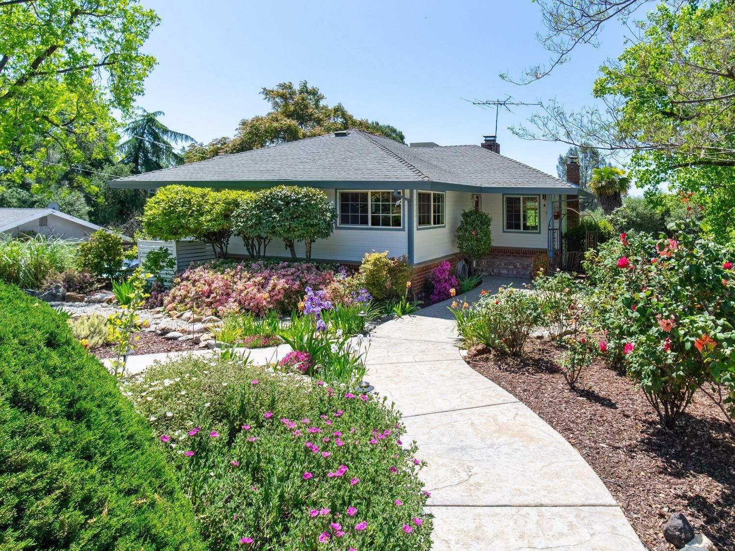 Placerville, California, 95667, United States, 4 Bedrooms Bedrooms, ,3 BathroomsBathrooms,Residential,For Sale,2012276