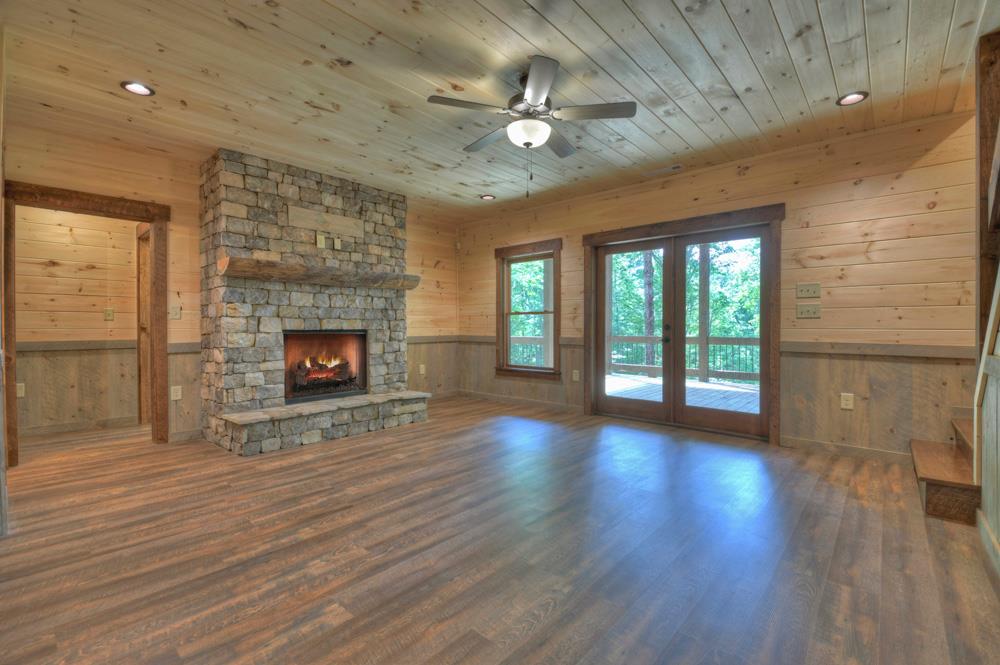 Mineral Bluff, Georgia, 30559, United States, 4 Bedrooms Bedrooms, ,4 BathroomsBathrooms,Residential,For Sale,1871299