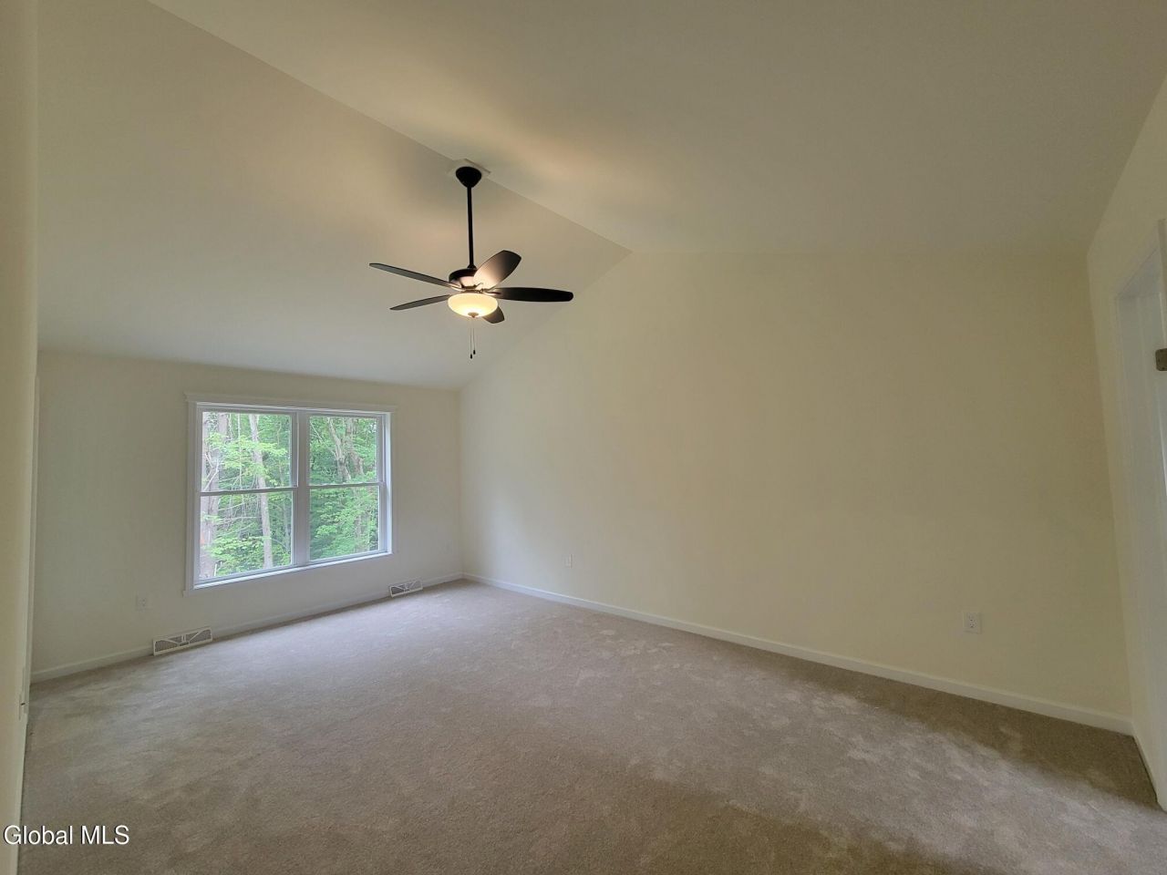 Wynantskill, New York, 12198, United States, 4 Bedrooms Bedrooms, ,3 BathroomsBathrooms,Residential,For Sale,1927195