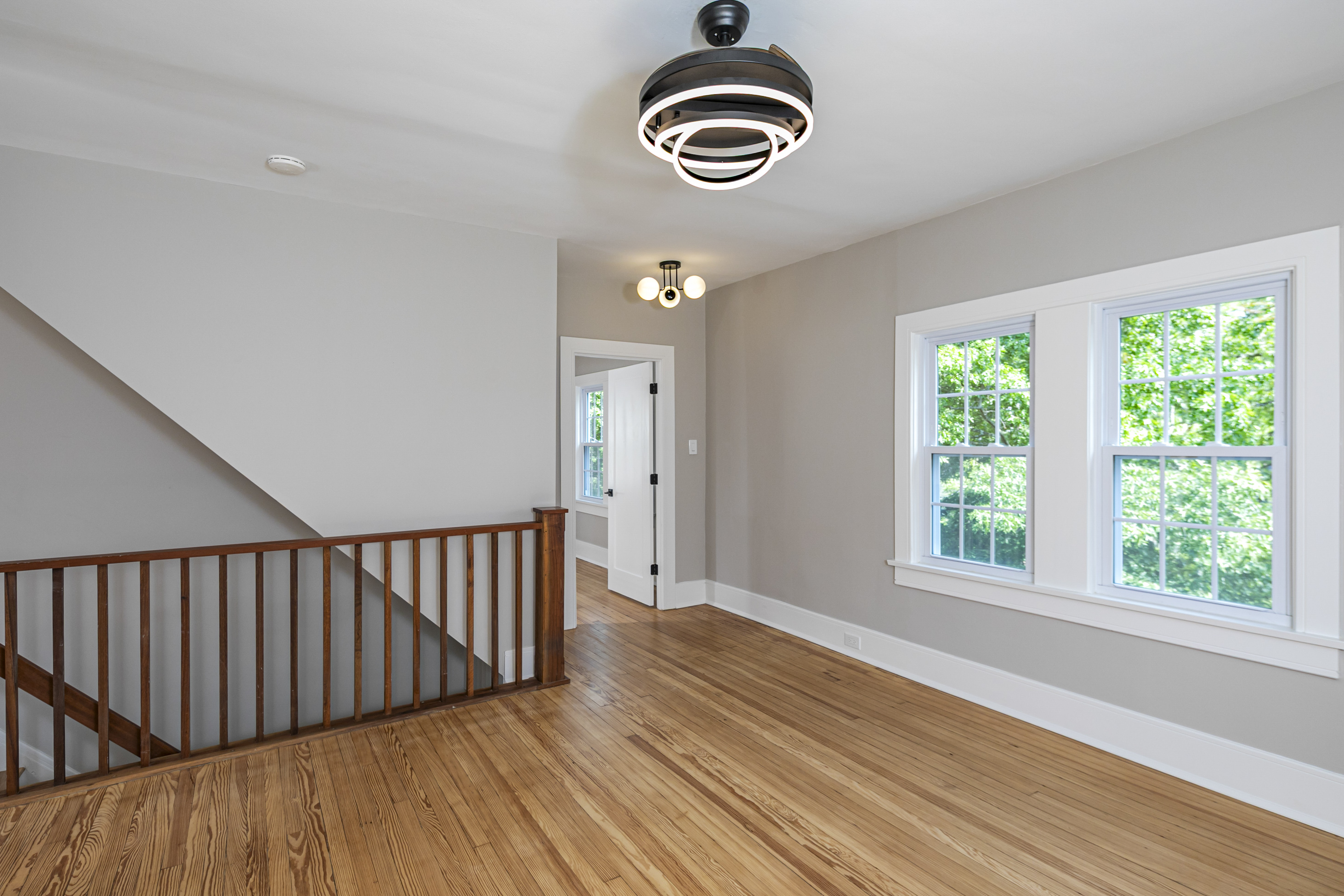  Smartly Updated Vintage Home with a Perfect Location - 物件實景