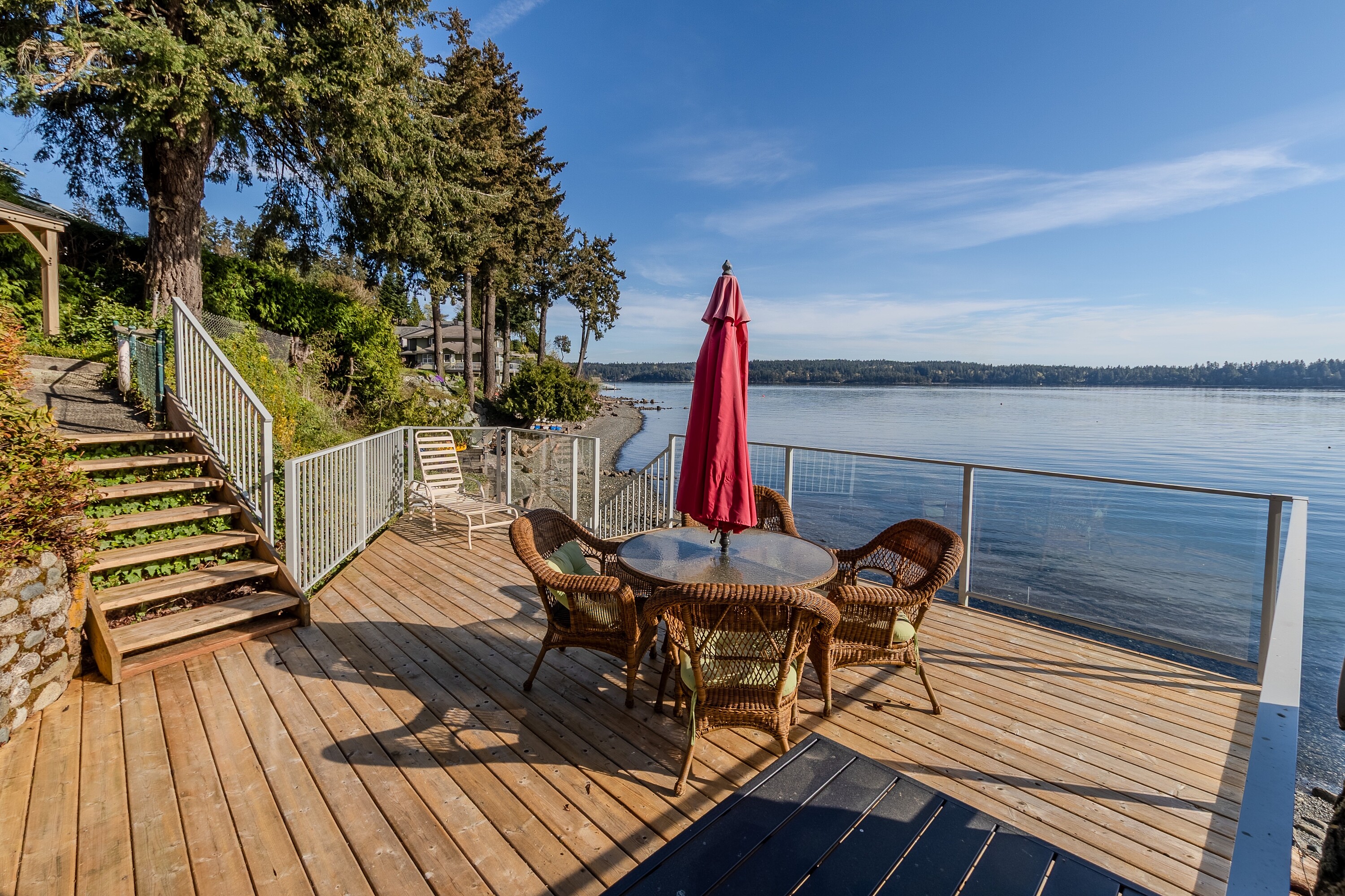  Ladysmith Bespoke Oceanfront - 物件實景