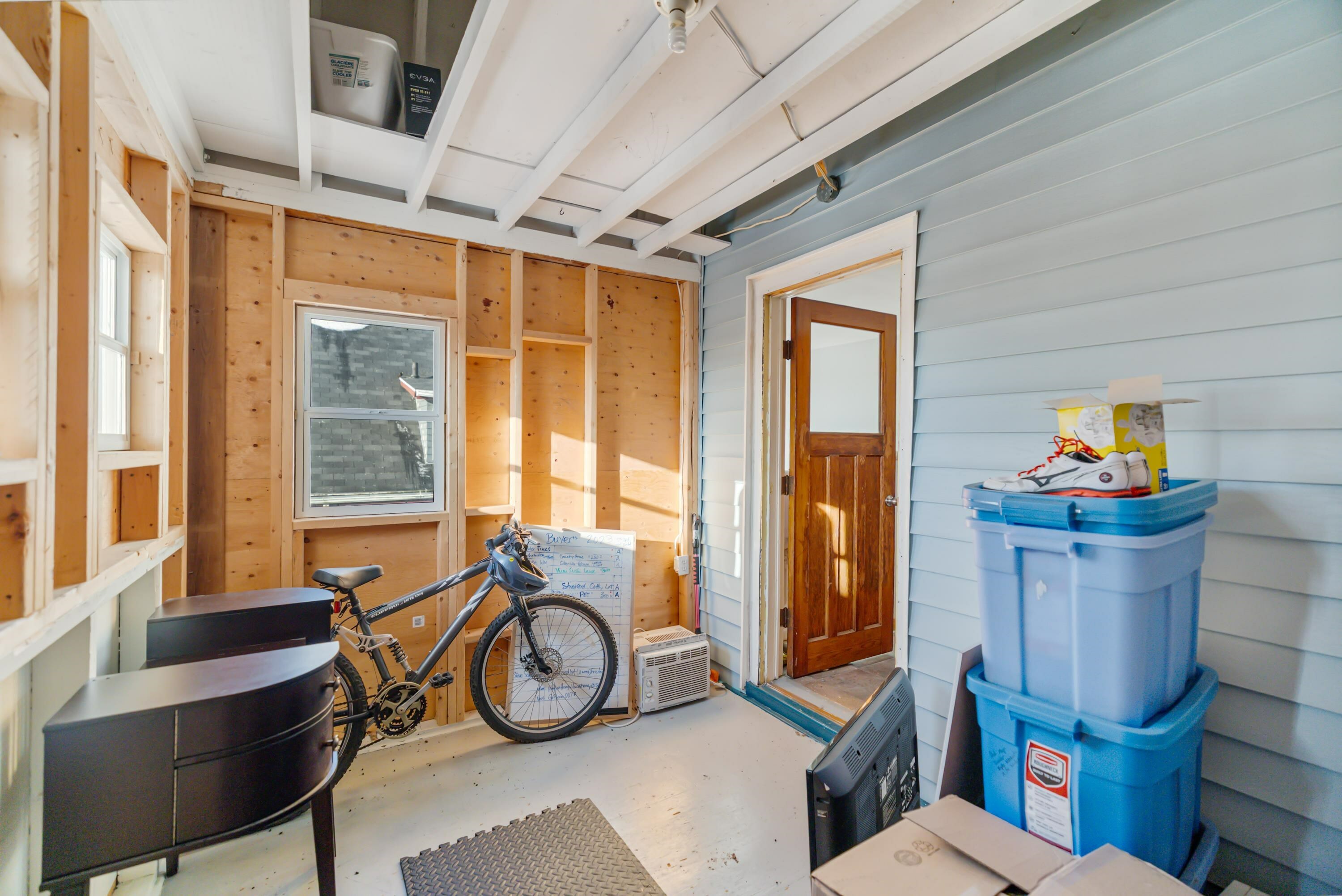 CHARLOTTETOWN, Prince Edward Island, C1A 3E4, CA, 3 Bedrooms Bedrooms, ,Residential,For Sale,1876042