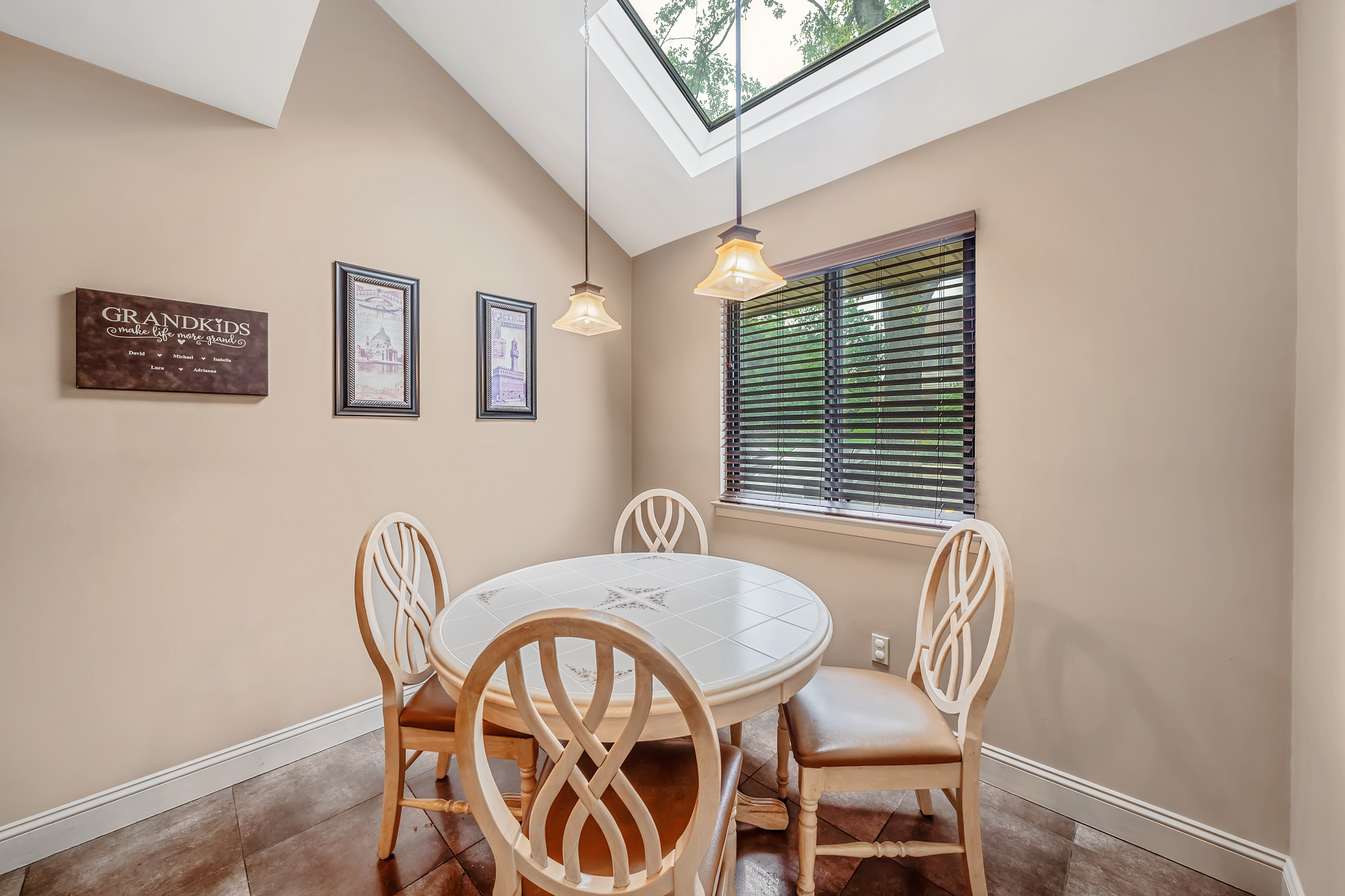  113 Laurel Lane, Wantagh, NY, 11793 - 物件實景
