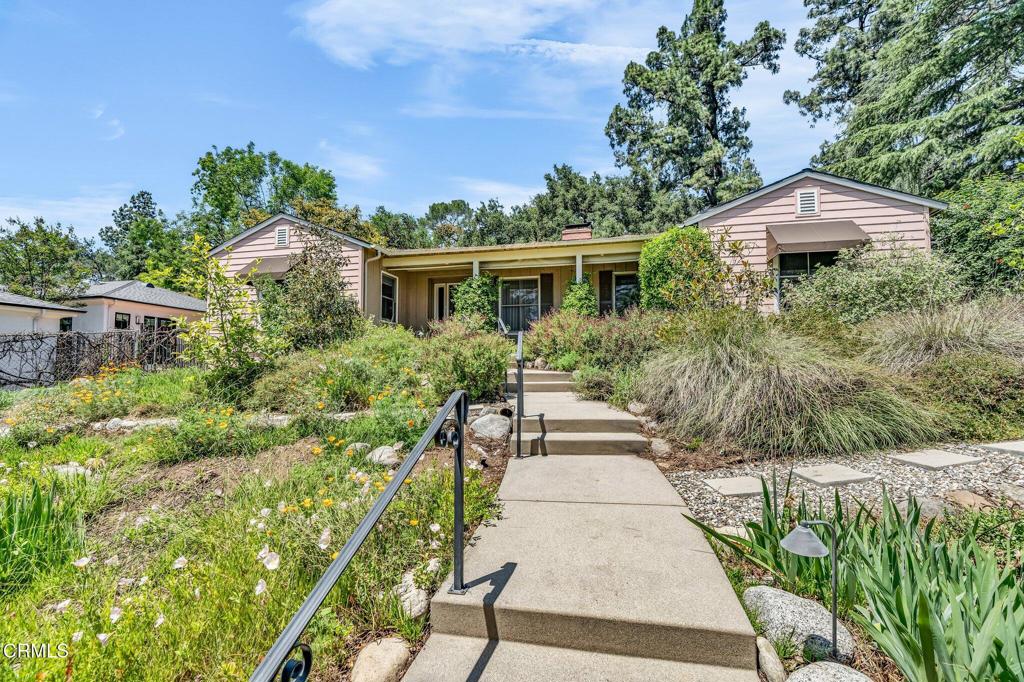 Altadena, California, 91001, United States, 3 Bedrooms Bedrooms, ,3 BathroomsBathrooms,Residential,For Sale,1903574
