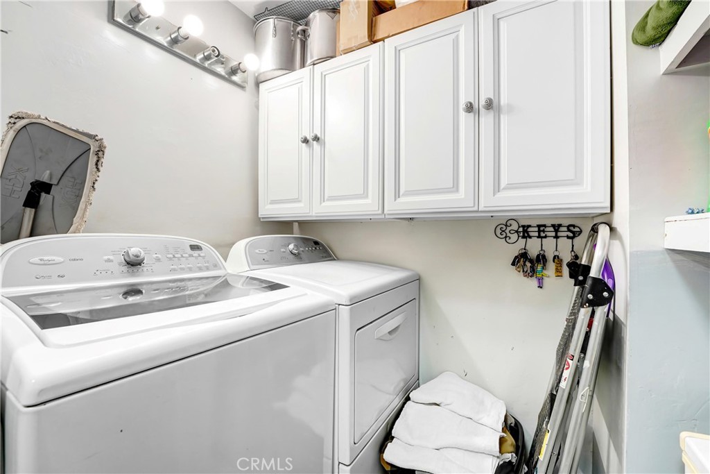 Los Angeles, California, 90062, United States, 3 Bedrooms Bedrooms, ,2 BathroomsBathrooms,Residential,For Sale,2010351