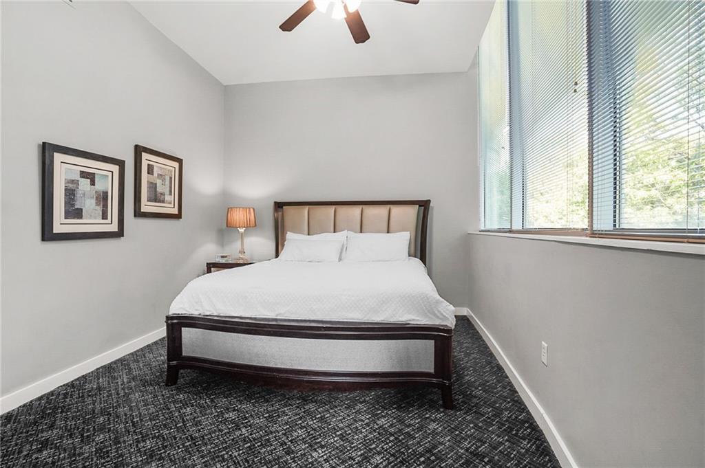 Atlanta, Georgia, 30326, United States, 2 Bedrooms Bedrooms, ,3 BathroomsBathrooms,Residential,For Sale,1949751