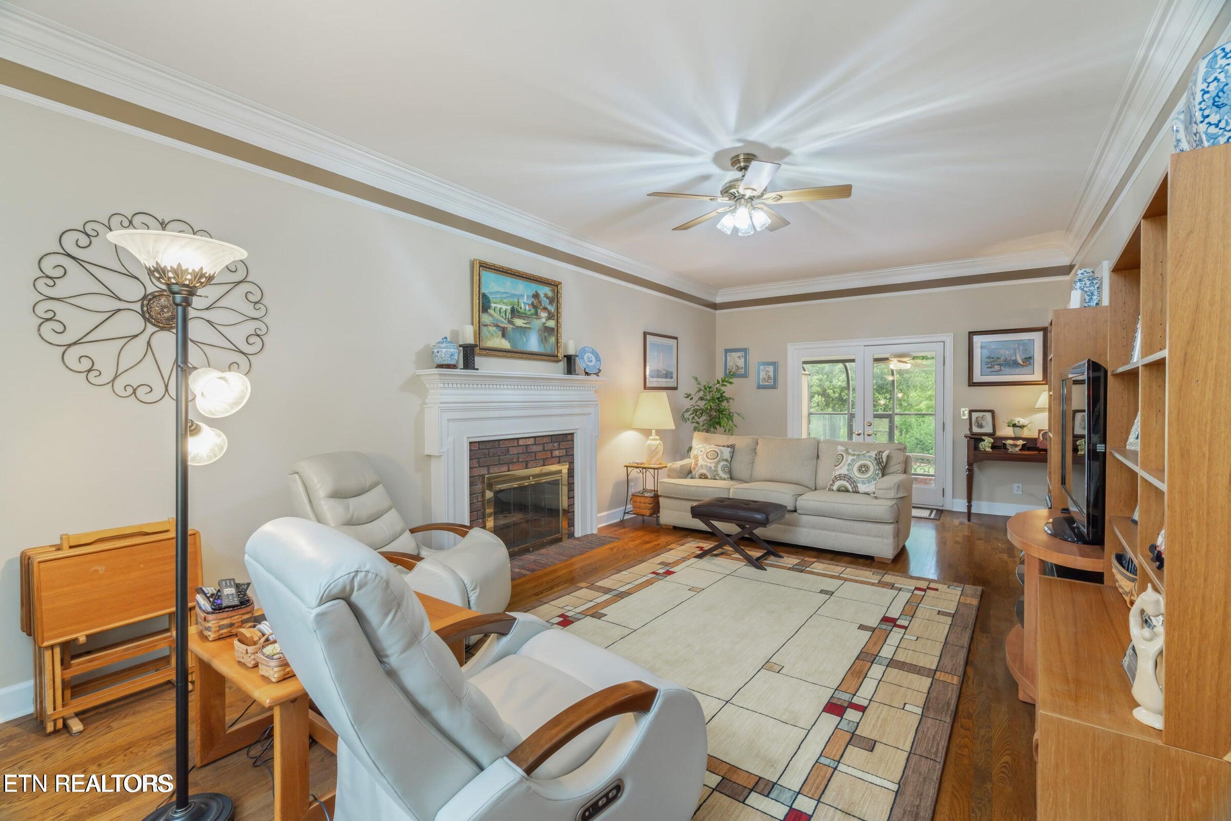 Kingston, Tennessee, 37763, United States, 3 Bedrooms Bedrooms, ,3 BathroomsBathrooms,Residential,For Sale,1897842