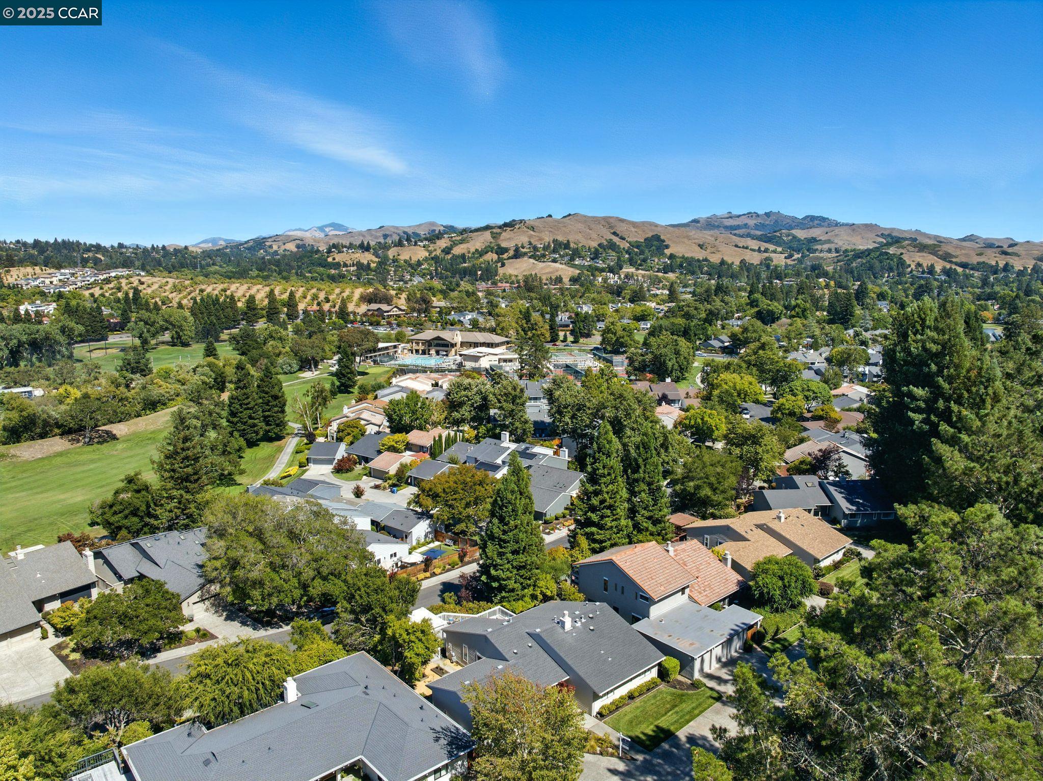 Moraga, California, 94556, United States, 3 Bedrooms Bedrooms, ,2 BathroomsBathrooms,Residential,For Sale,1926288