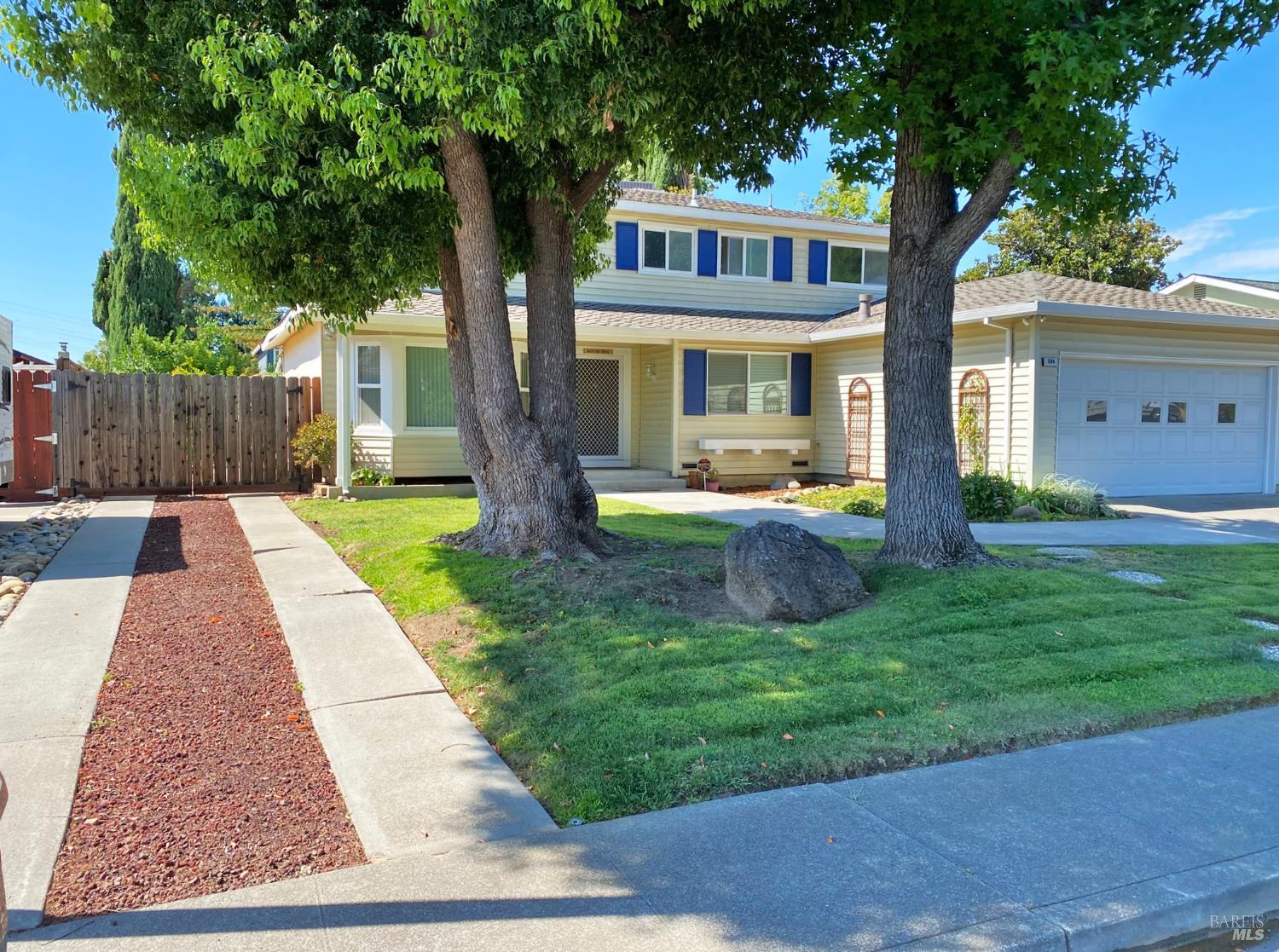 Vacaville, California, 95688, United States, 5 Bedrooms Bedrooms, ,3 BathroomsBathrooms,Residential,For Sale,1911426