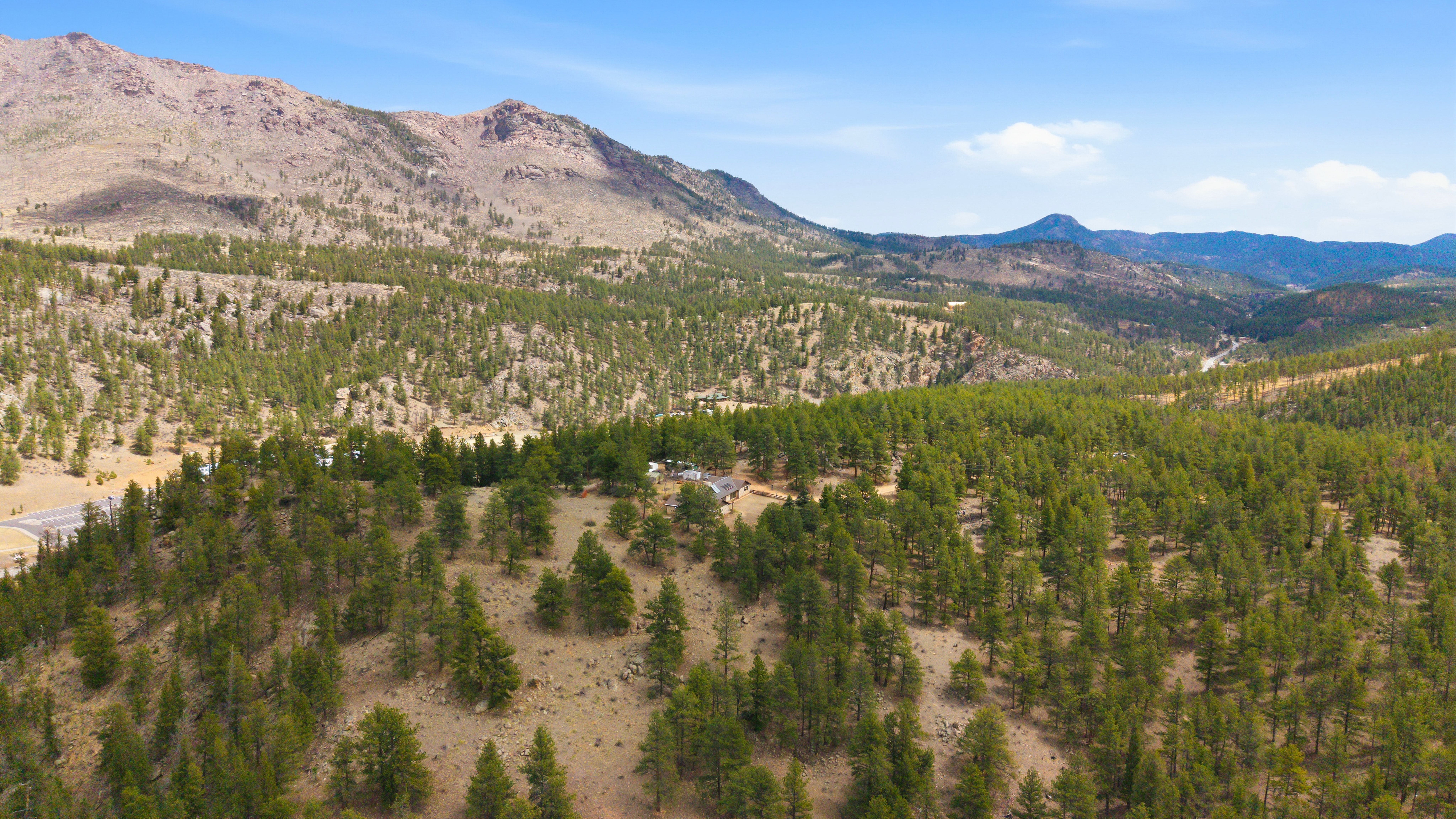  One-of-a-Kind Colorado Ranch - 物件實景