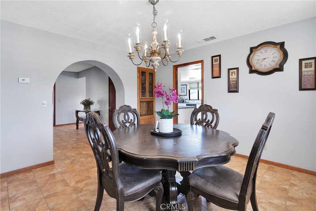 Apple Valley, California, 92307, United States, 4 Bedrooms Bedrooms, ,4 BathroomsBathrooms,Residential,For Sale,1980468