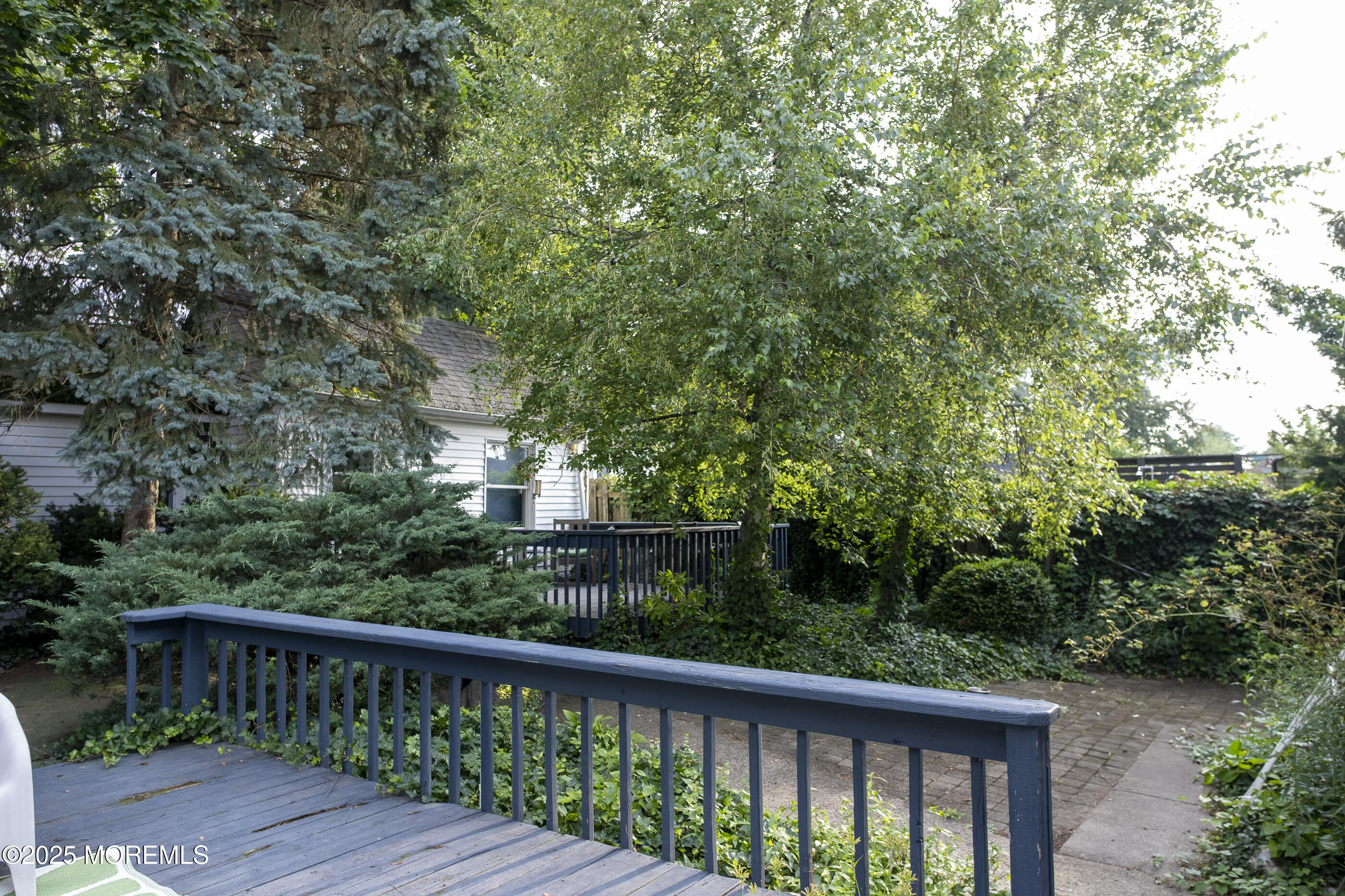 Leonardo, New Jersey, 07737, United States, 4 Bedrooms Bedrooms, ,3 BathroomsBathrooms,Residential,For Sale,1895486