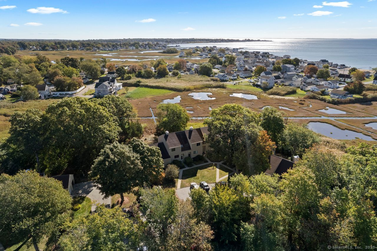 Old Saybrook, Connecticut, 06475, United States, 2 Bedrooms Bedrooms, ,2 BathroomsBathrooms,Residential,For Sale,1957011
