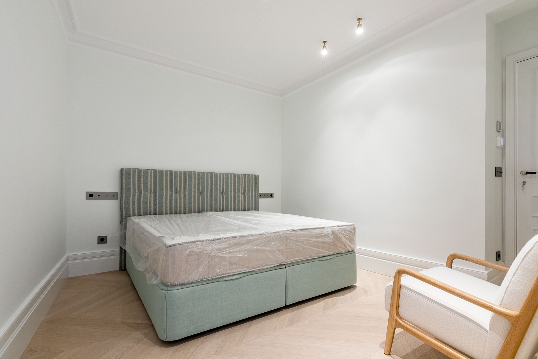  Refurbished Duplex in Justicia, Madrid: Classic and Modern Style - 物件實景
