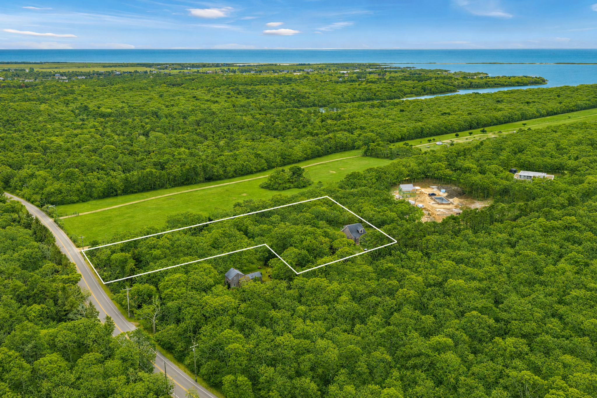  Katama 3 Acre Lot with Existing Guesthouse - 物件實景