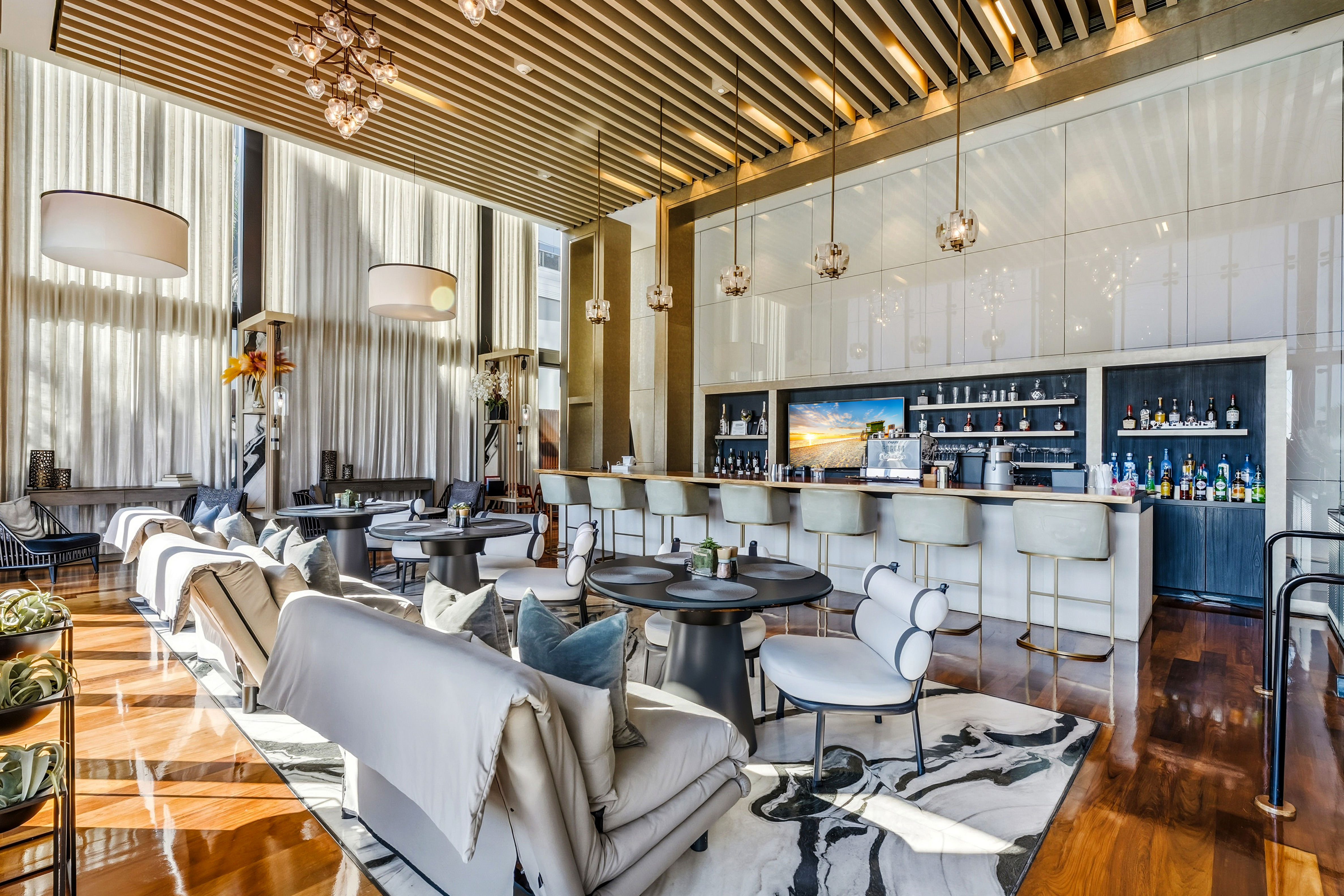  17141 Collins Ave, Sunny Isles Beach, FL, 33160 - 物件實景