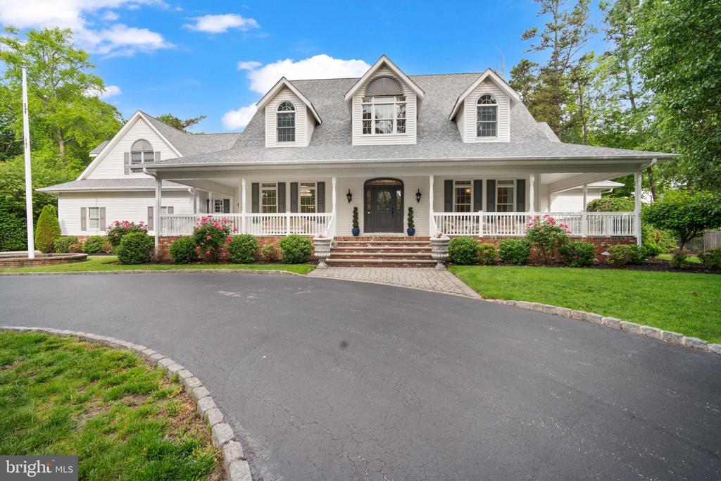 Hammonton, New Jersey, 08037, United States, 5 Bedrooms Bedrooms, ,5 BathroomsBathrooms,Residential,For Sale,1834534
