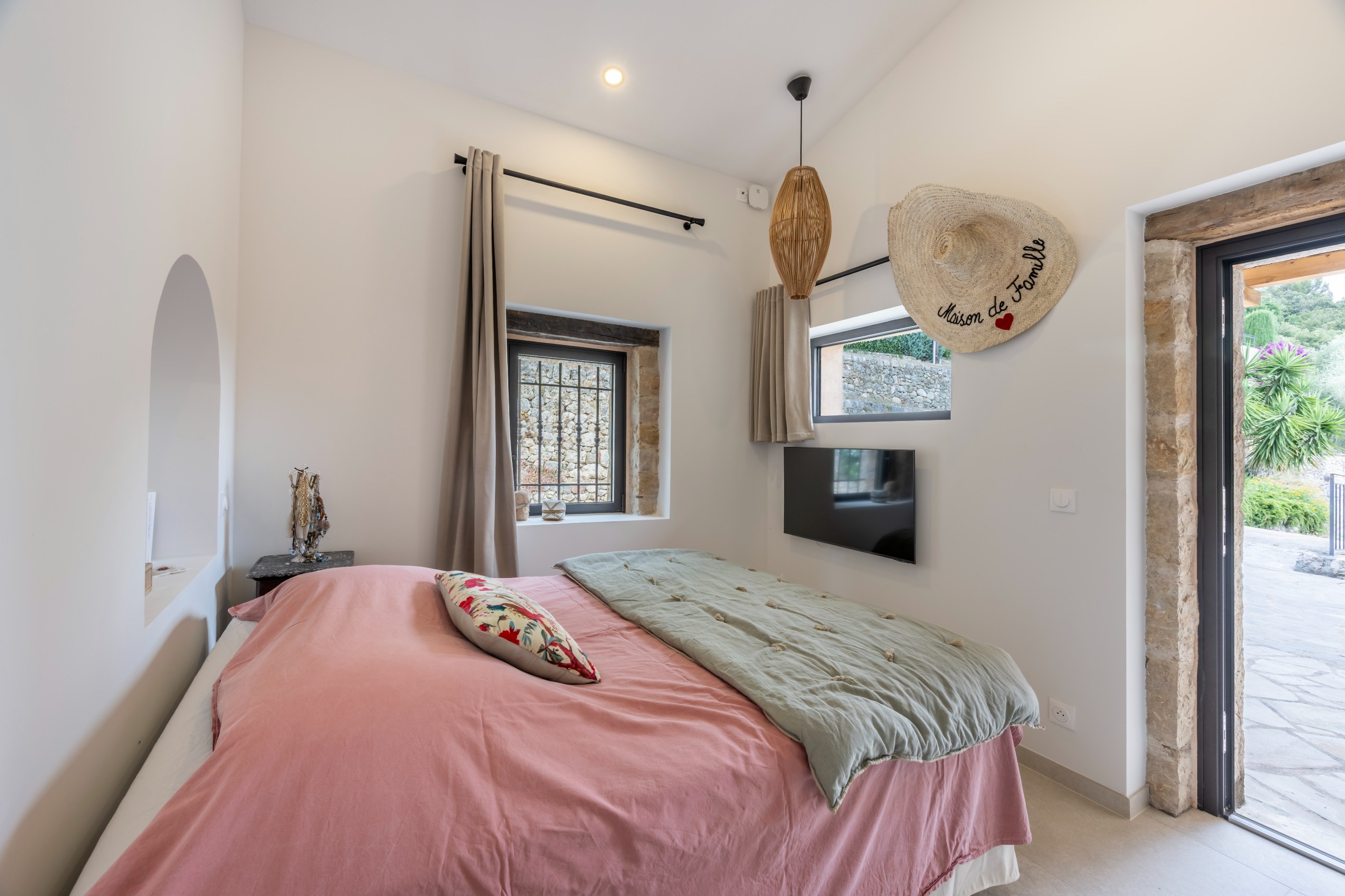  Spéracèdes, renovated 18th century stone farmhouse for sale with olive grove, d… - 物件實景