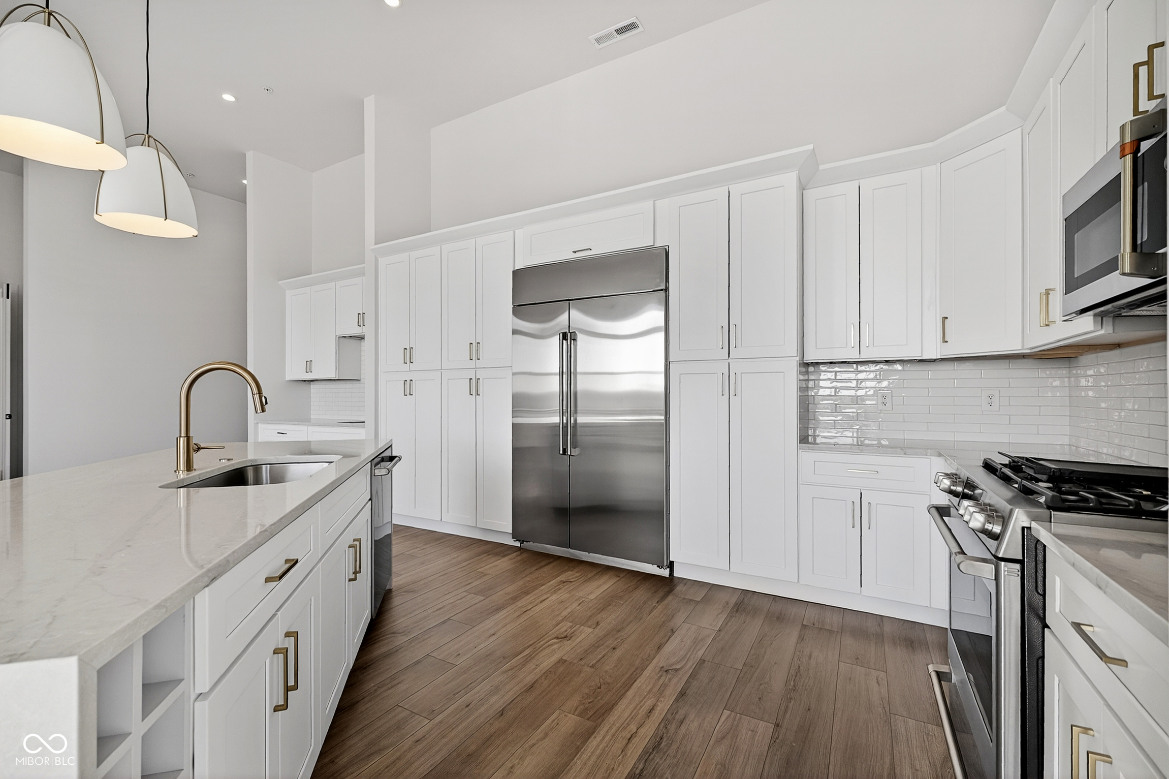 Carmel, Indiana, 46032, United States, 2 Bedrooms Bedrooms, ,3 BathroomsBathrooms,Residential,For Sale,1982806