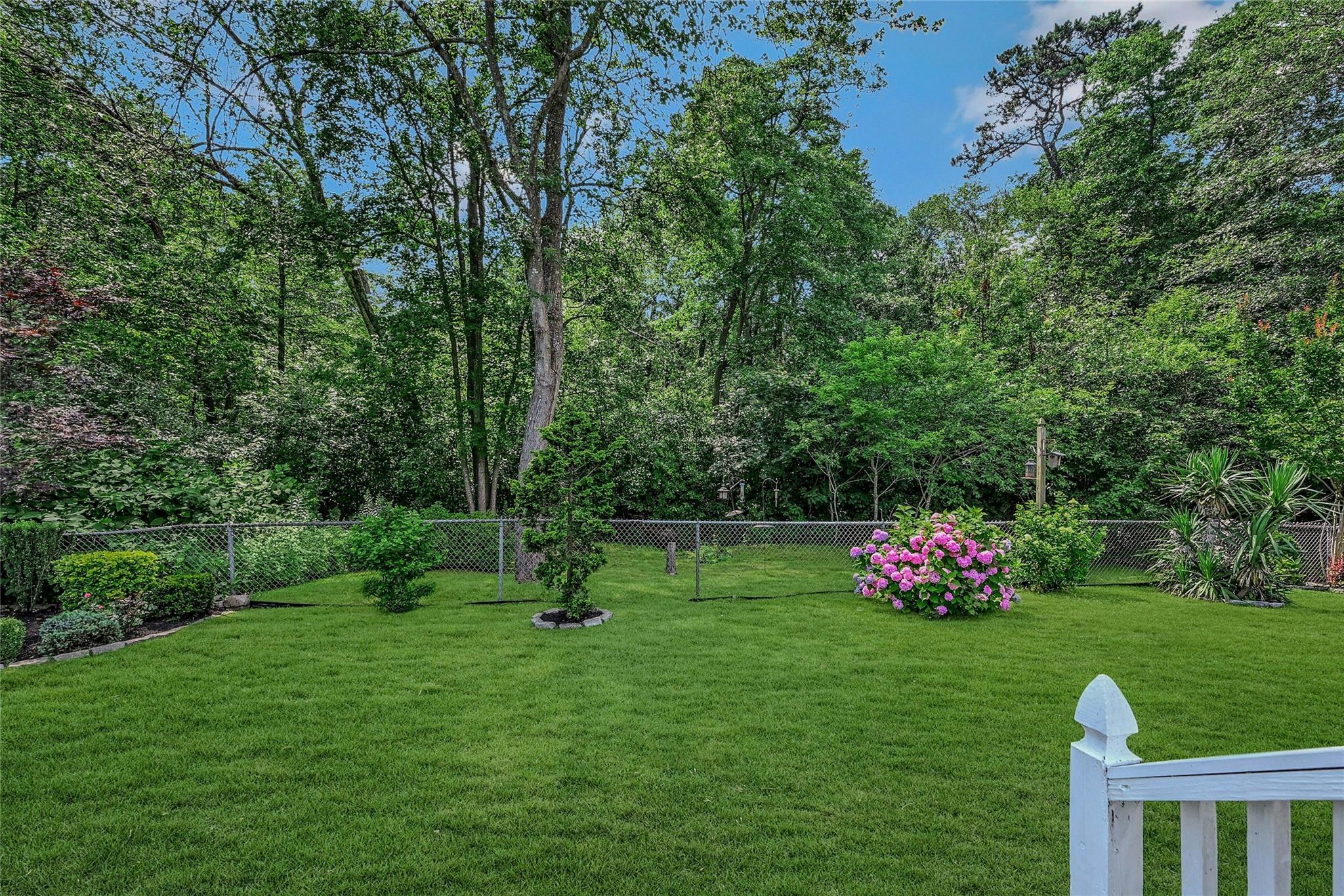 Sayville, New York, 11782, United States, 3 Bedrooms Bedrooms, ,2 BathroomsBathrooms,Residential,For Sale,1892775