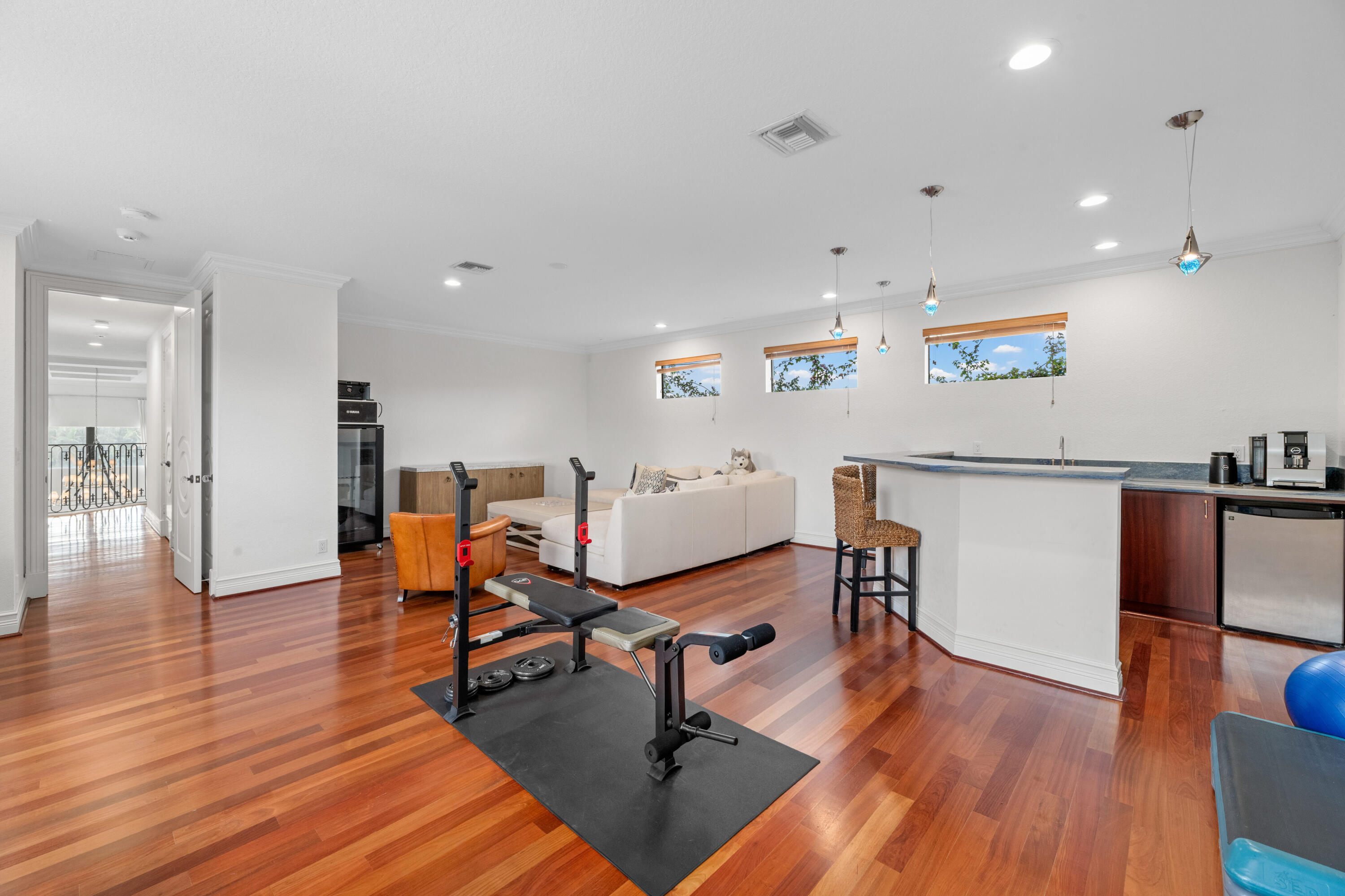  3585 Aiken Court - 物件實景