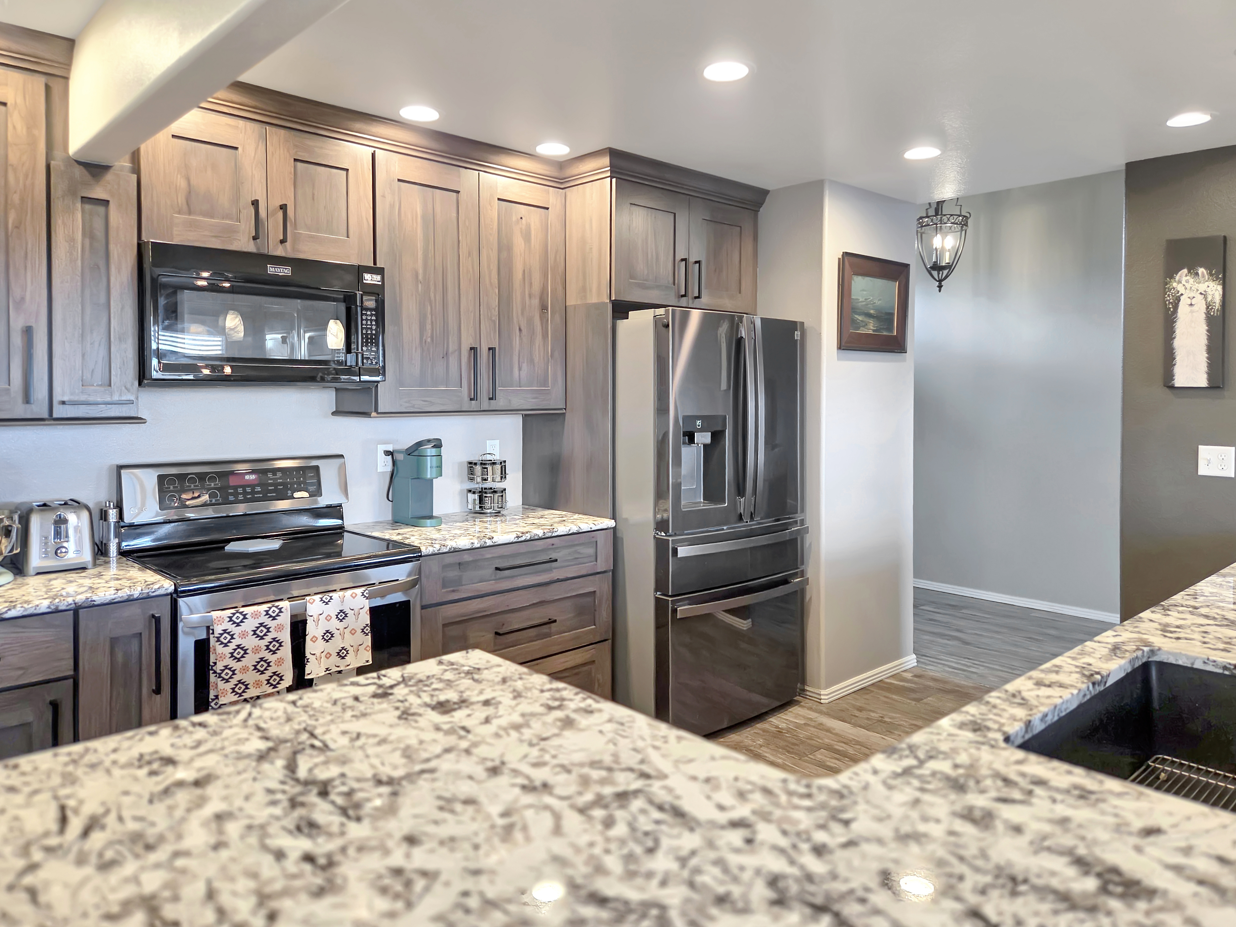 Sheridan, Wyoming, 82801, United States, 5 Bedrooms Bedrooms, ,3 BathroomsBathrooms,Residential,For Sale,1993883