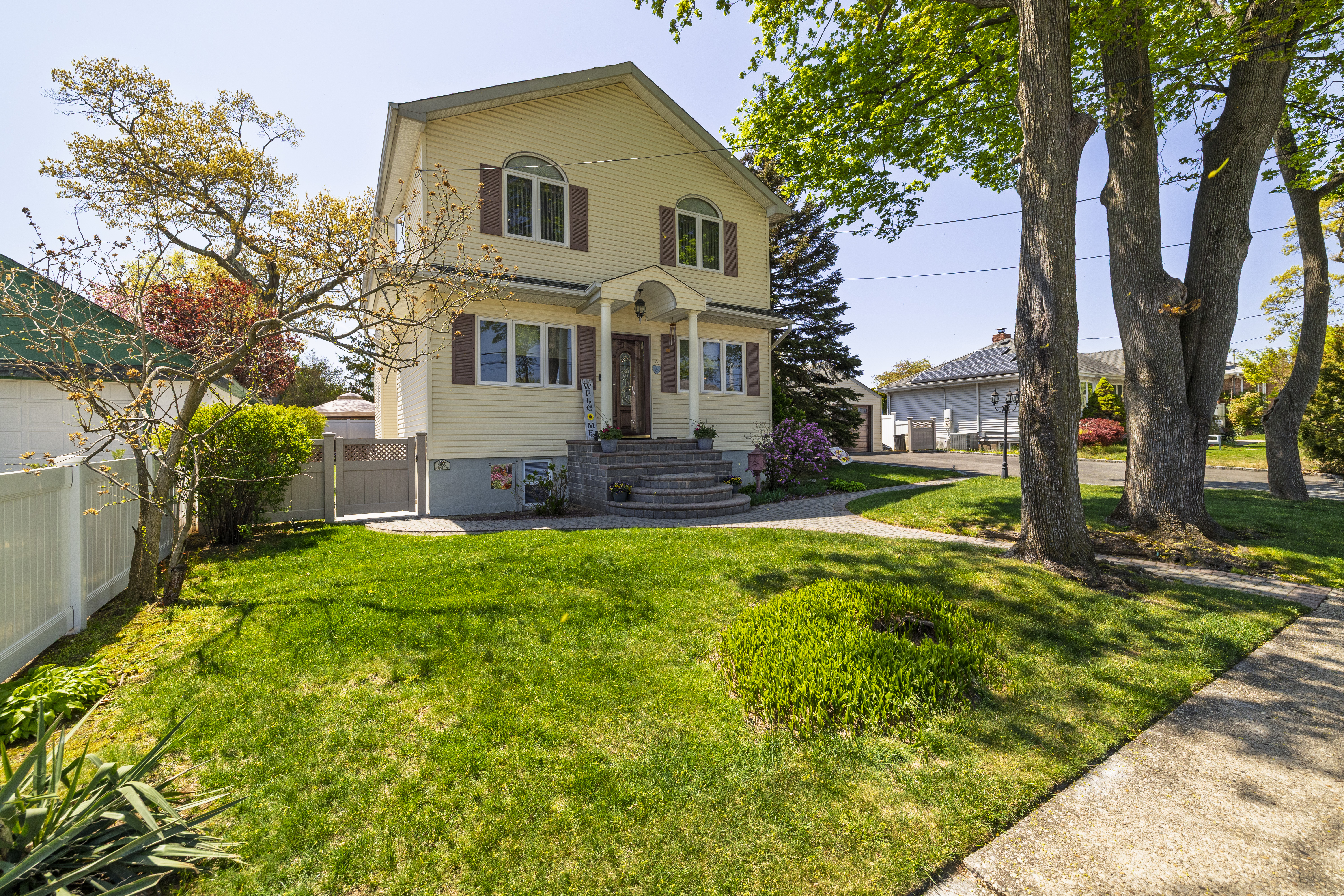  2522 5th Street, East Meadow, NY, 11554 - 物件實景
