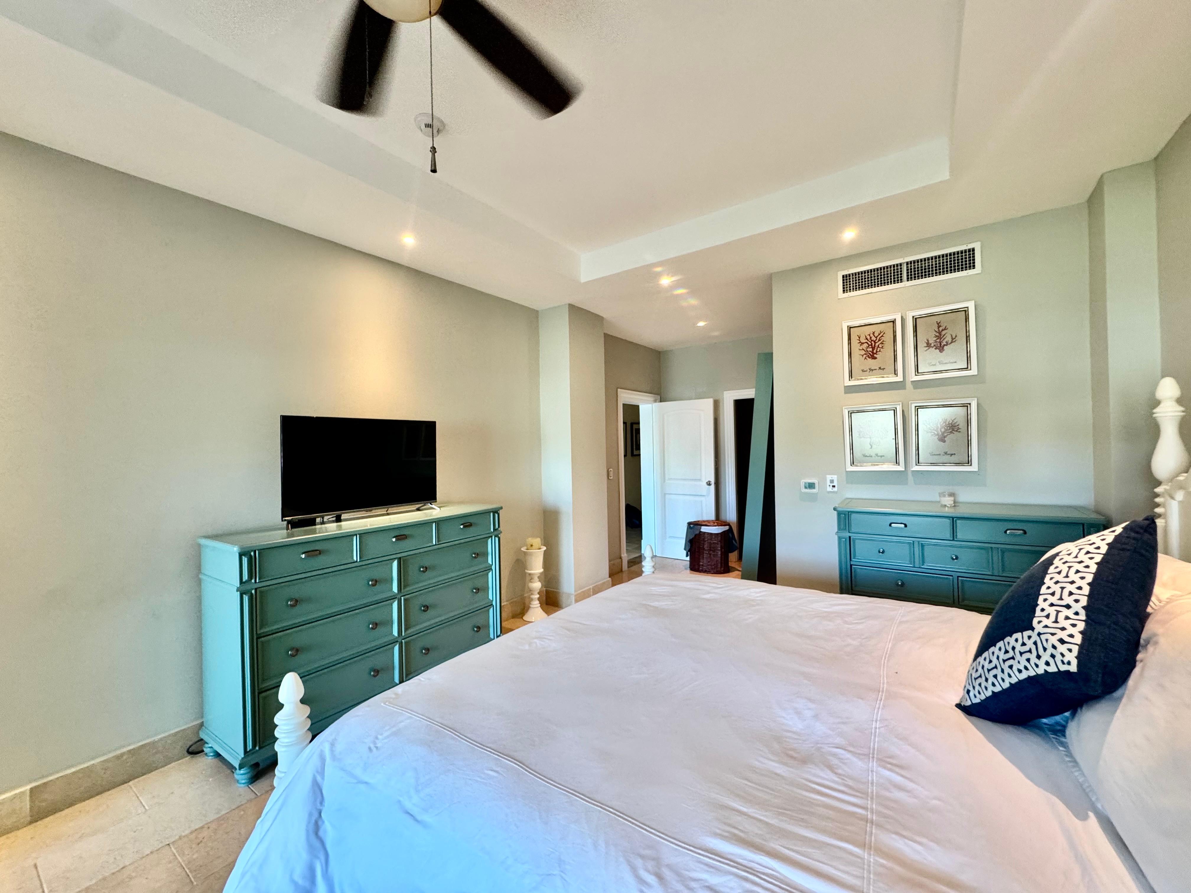 Stunning Marina Front 2-Bedroom Condo in Cap Cana, Cap Cana, DO, 2 Bedrooms Bedrooms, ,3 BathroomsBathrooms,Residential,For Sale,Stunning Marina Front 2-Bedroom Condo in Cap Cana ,1676477