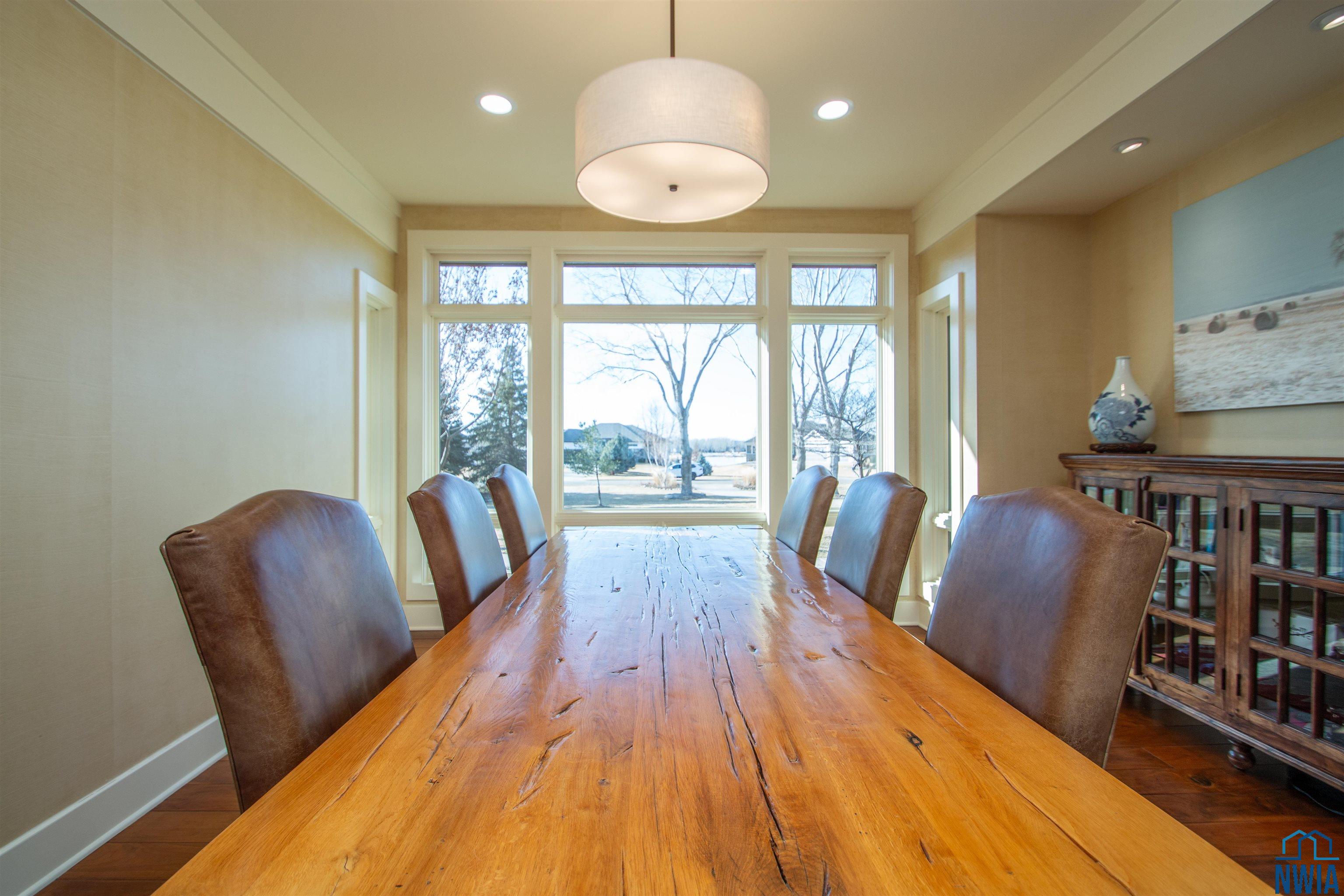 Jefferson, South Dakota, 57038, United States, 5 Bedrooms Bedrooms, ,3 BathroomsBathrooms,Residential,For Sale,1977840