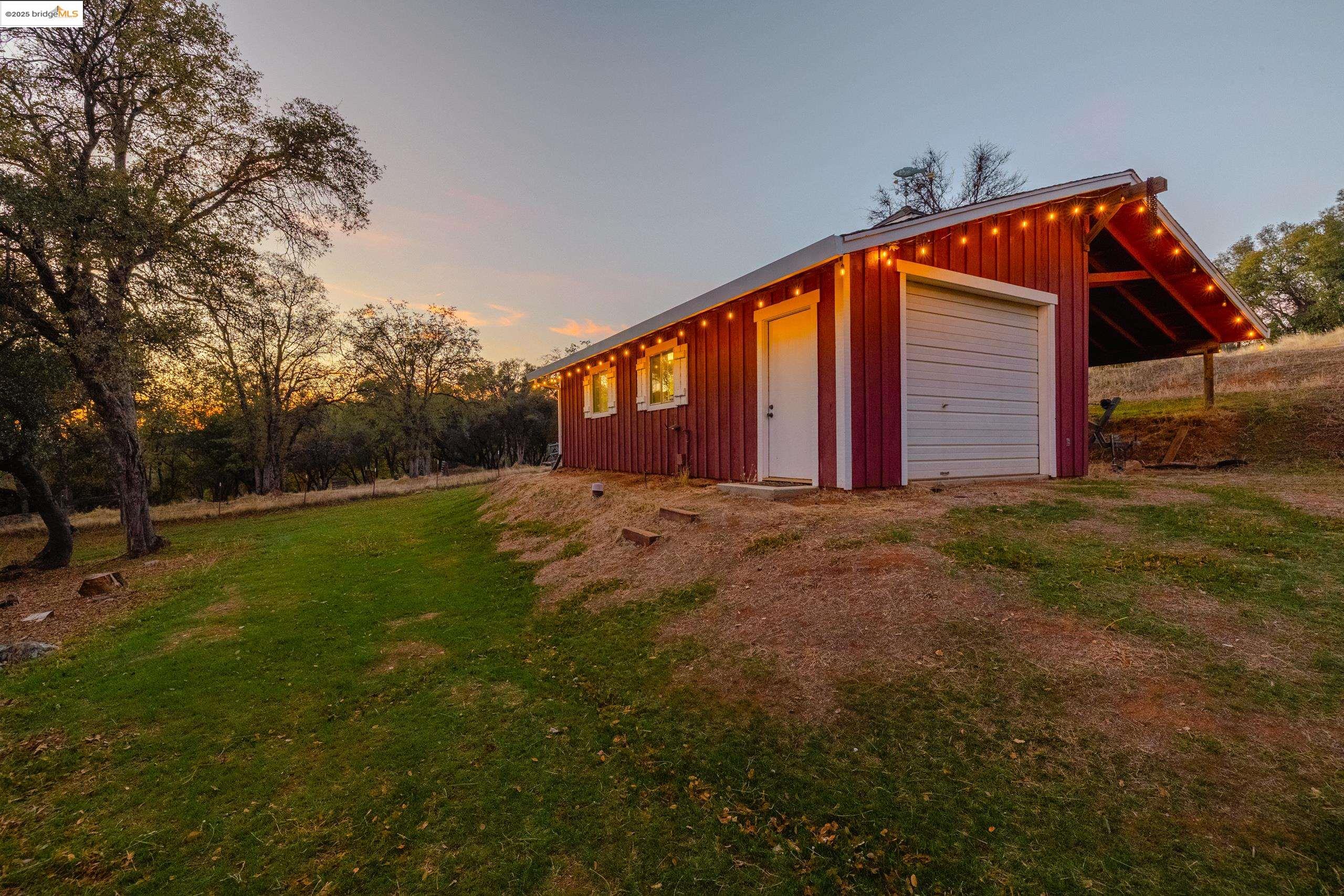 Sonora, California, 95370, United States, 4 Bedrooms Bedrooms, ,4 BathroomsBathrooms,Residential,For Sale,1987424