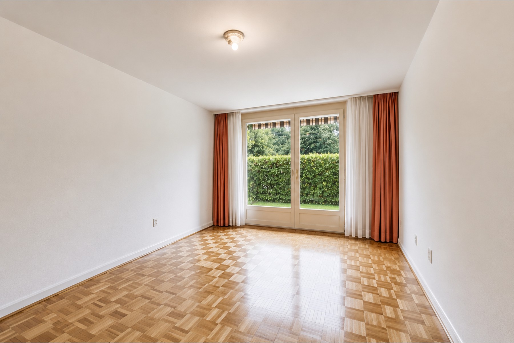  3.5-room apartment just a stone