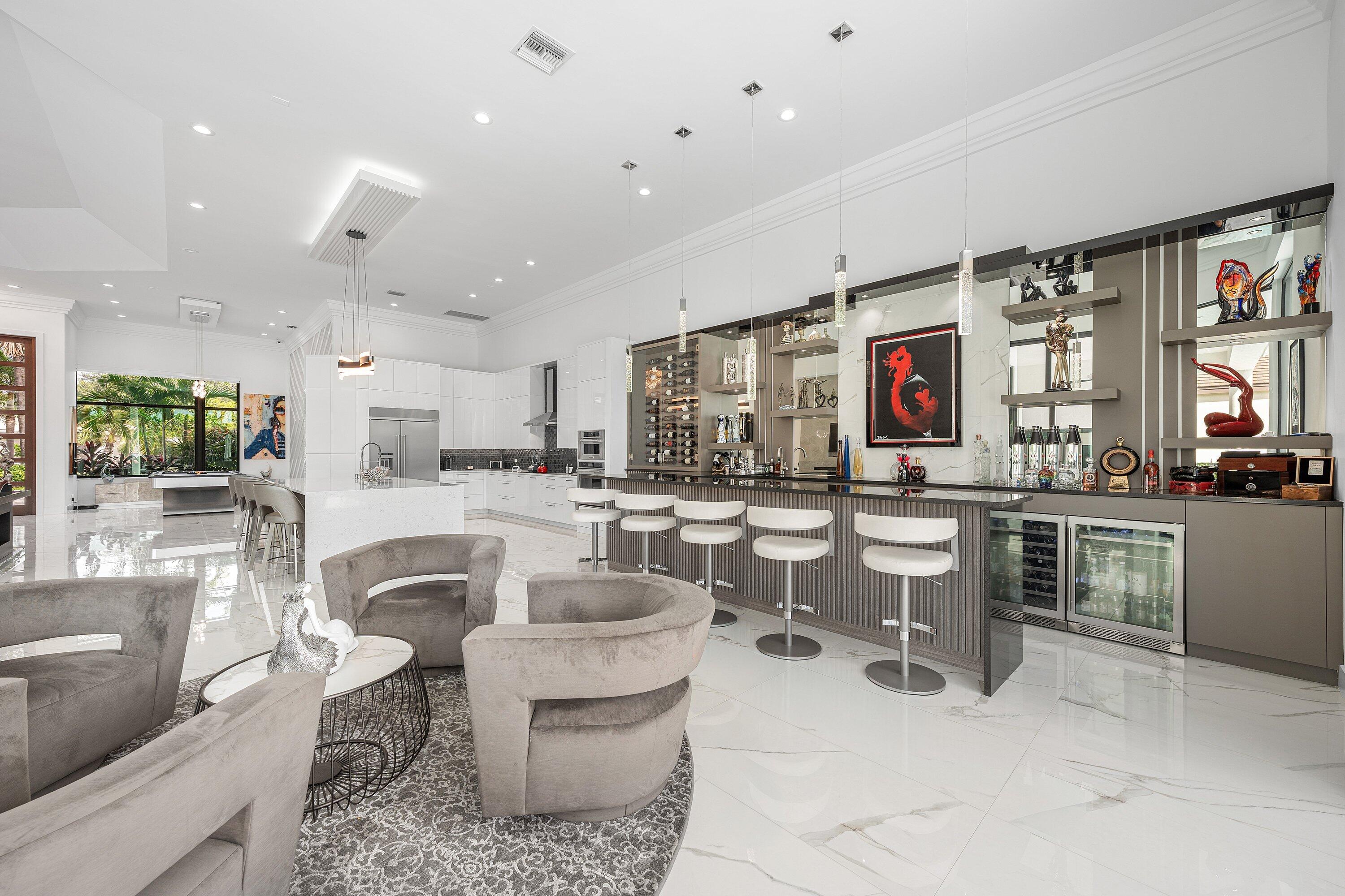 Boca Raton, Florida, 33487, United States, 5 Bedrooms Bedrooms, ,5 BathroomsBathrooms,Residential,For Sale,1995624