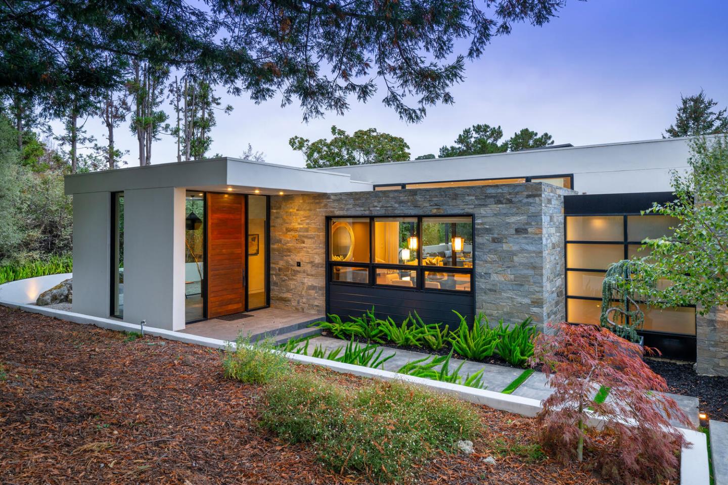 Hillsborough, California, 94010, United States, 4 Bedrooms Bedrooms, ,4 BathroomsBathrooms,Residential,For Sale,1940543