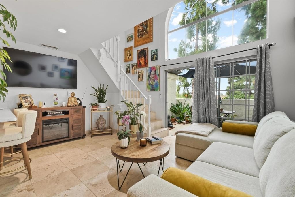 Chula Vista, California, 91913, United States, 1 Bedroom Bedrooms, ,2 BathroomsBathrooms,Residential,For Sale,1991731