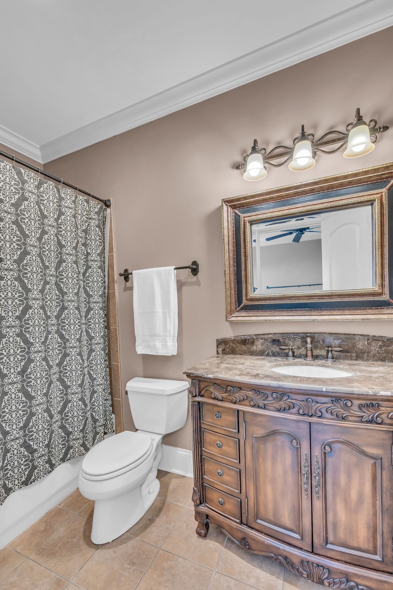 Brentwood, Tennessee, 37027, United States, 5 Bedrooms Bedrooms, ,7 BathroomsBathrooms,Residential,For Sale,2002068