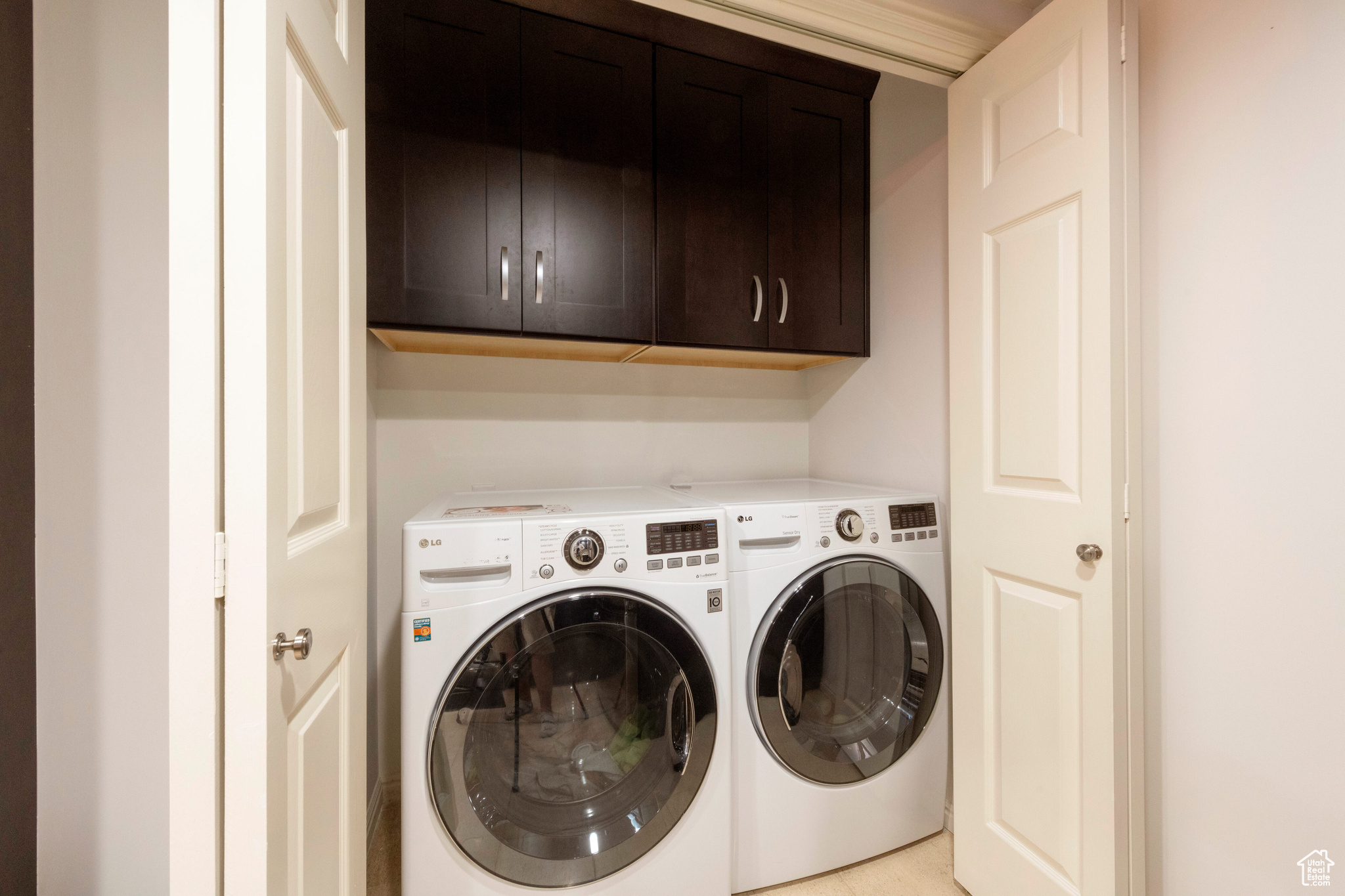Salt Lake City, Utah, 84101, United States, 2 Bedrooms Bedrooms, ,1 BathroomBathrooms,Residential,For Sale,1897023