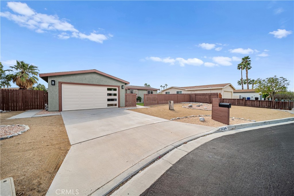 PALM SPRINGS, California, 92262, United States, 4 Bedrooms Bedrooms, ,2 BathroomsBathrooms,Residential,For Sale,1722604