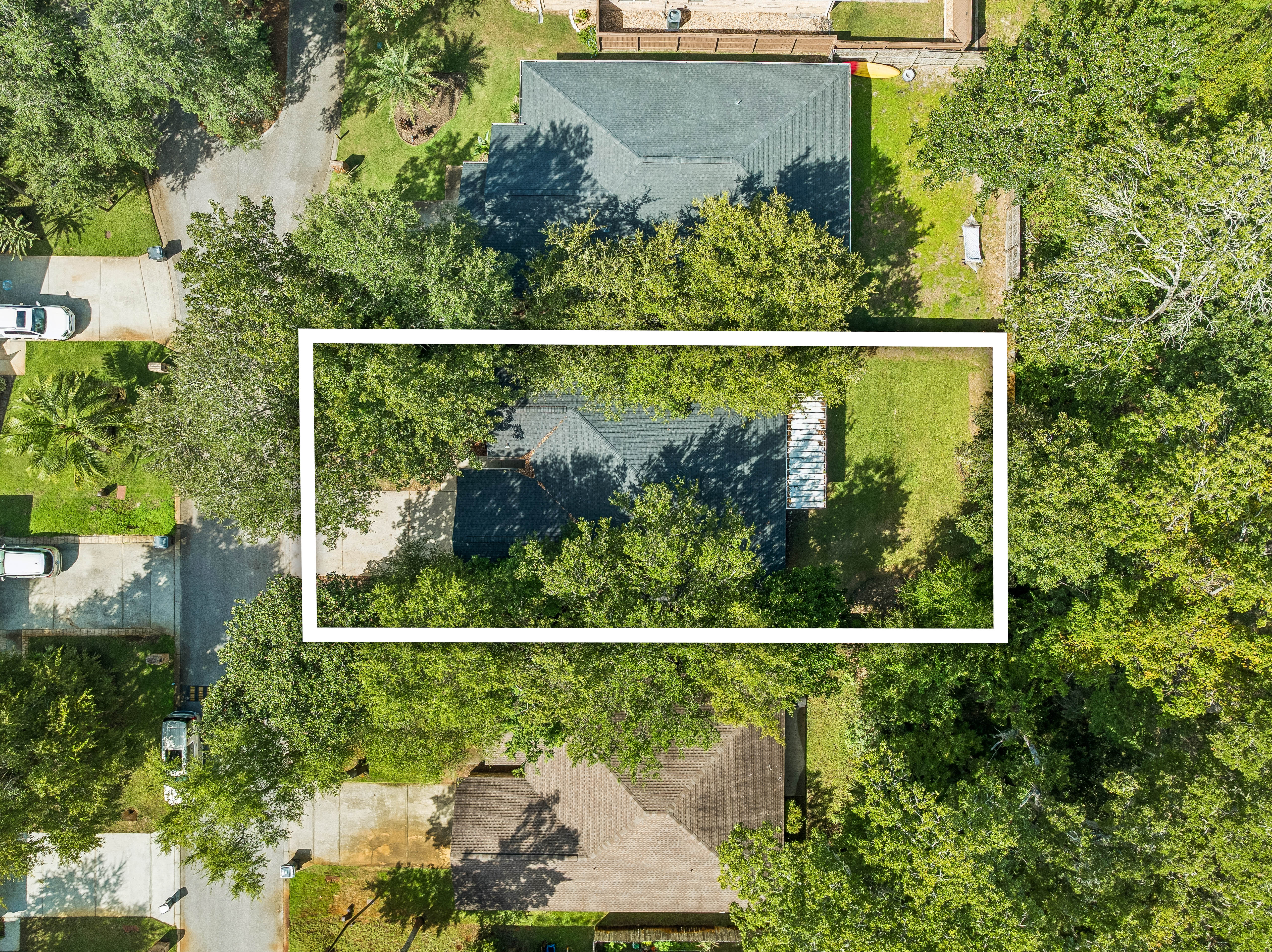  Single-Level Home With Private Backyard And Room For A Pool - 物件實景