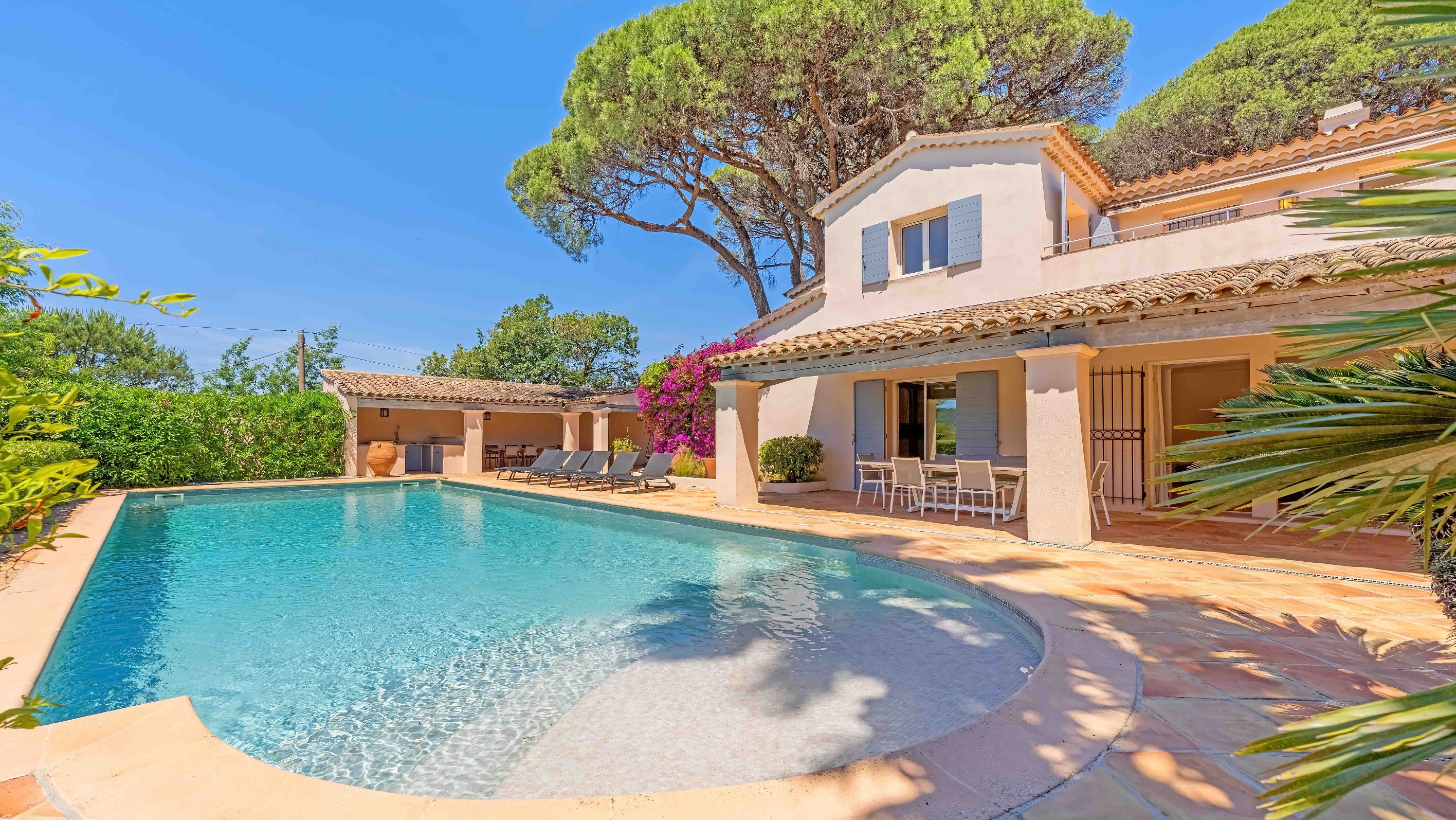  Sole agent Ramatuelle neo-provençal house to renovate few steps from Pampelonne… - 物件實景