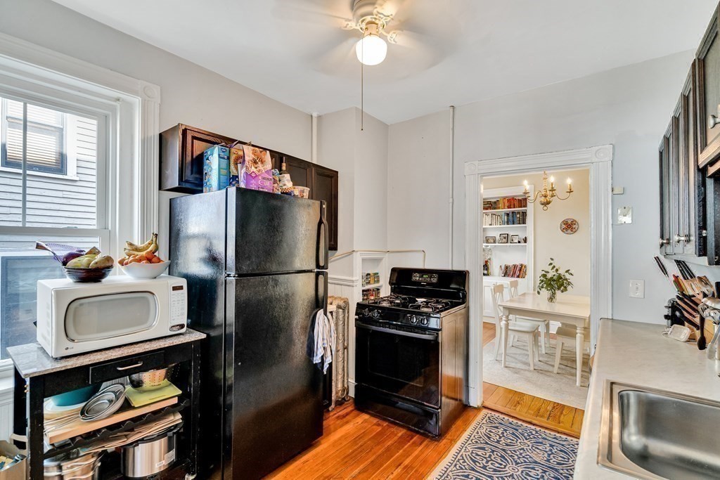 Brookline, Massachusetts, 02446, United States, 2 Bedrooms Bedrooms, ,1 BathroomBathrooms,Residential,For Sale,1939249