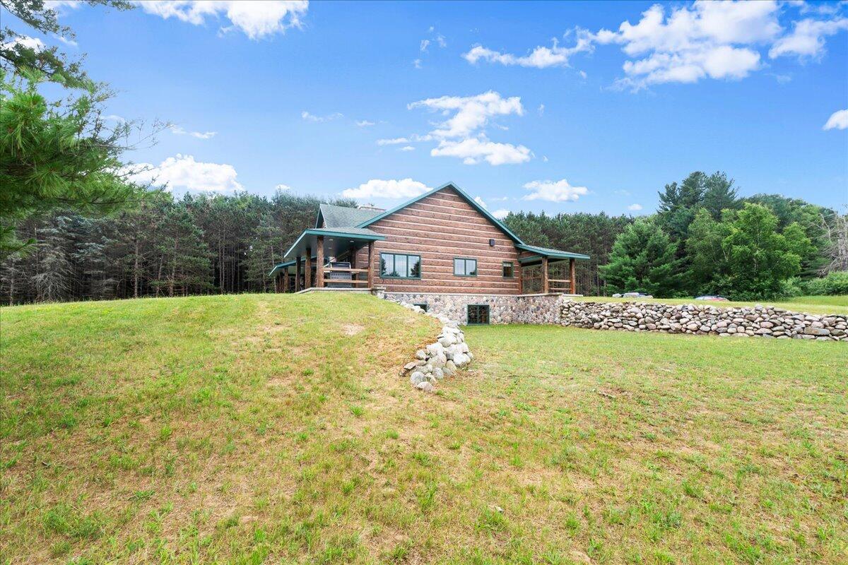 Remus, Michigan, 49340, United States, 3 Bedrooms Bedrooms, ,3 BathroomsBathrooms,Residential,For Sale,1979696